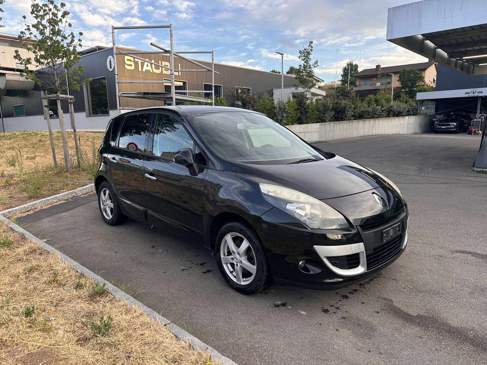 RENAULT Scénic 2.0 16V Dynamique X-Tronic CVT