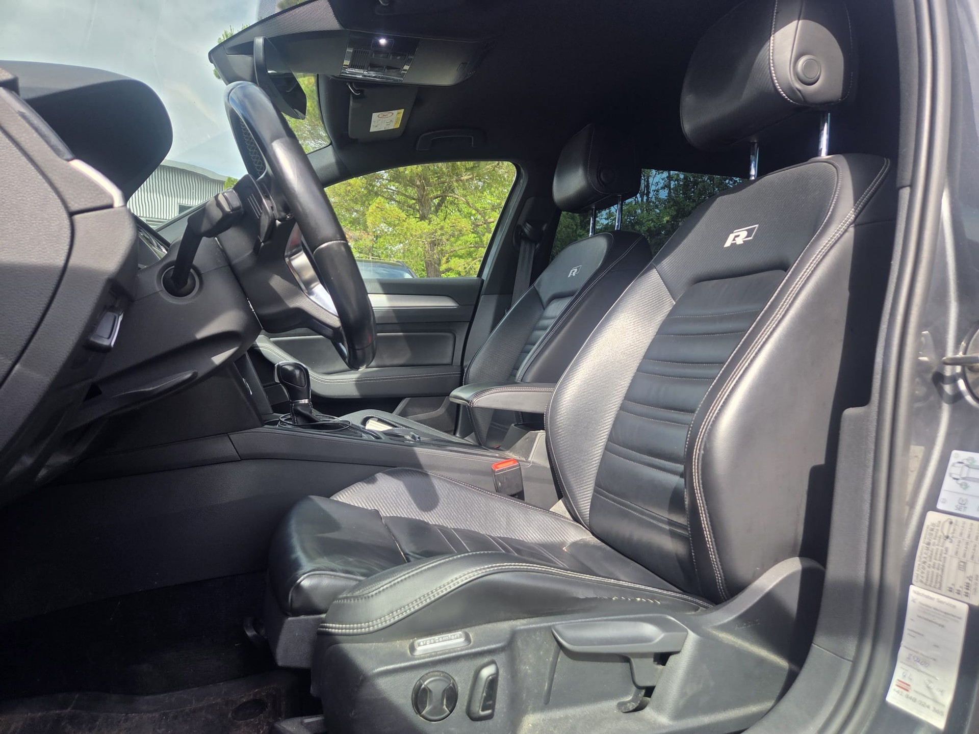 VW Passat Variant 2.0 TSI BMT * R-LINE * 4Motion DSG * Full Options * Ab MFK/Expertisé * AHK/Crochet-image-4