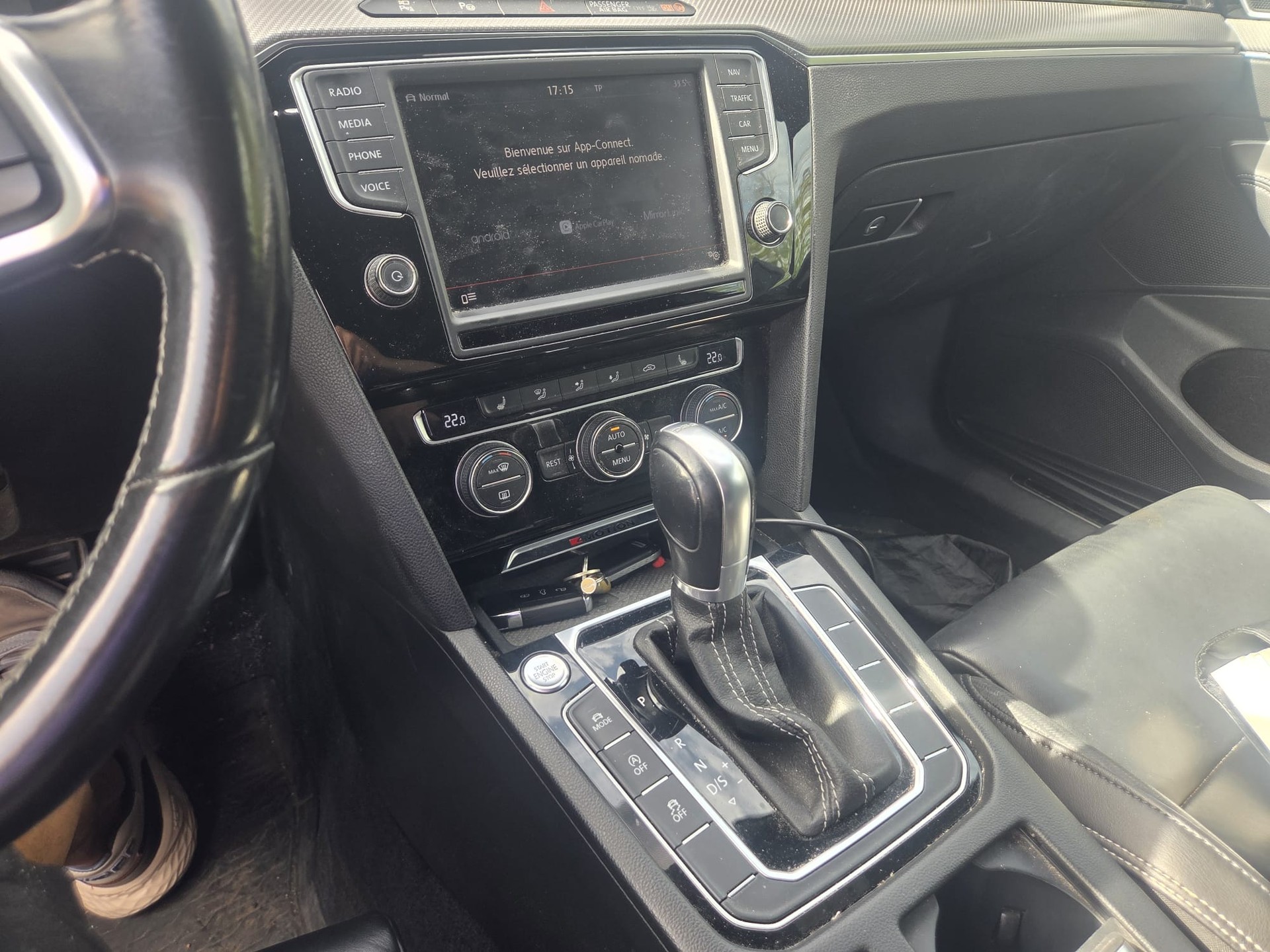 VW Passat Variant 2.0 TSI BMT * R-LINE * 4Motion DSG * Full Options * Ab MFK/Expertisé * AHK/Crochet-image-10