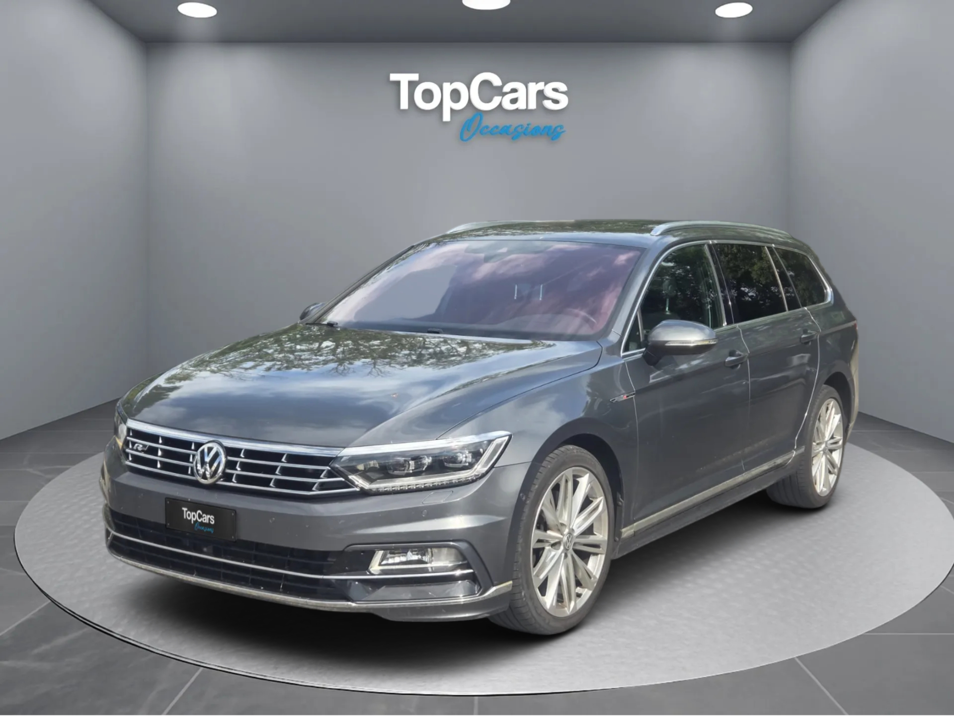 VW Passat Variant 2.0 TSI BMT * R-LINE * 4Motion DSG * Full Options * Ab MFK/Expertisé * AHK/Crochet