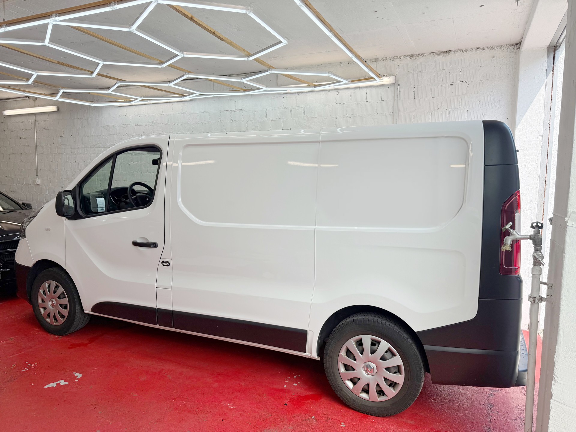 RENAULT Trafic 1.6 ENERGY dCi 95 3.0t Business L1H1-showroom-element-2
