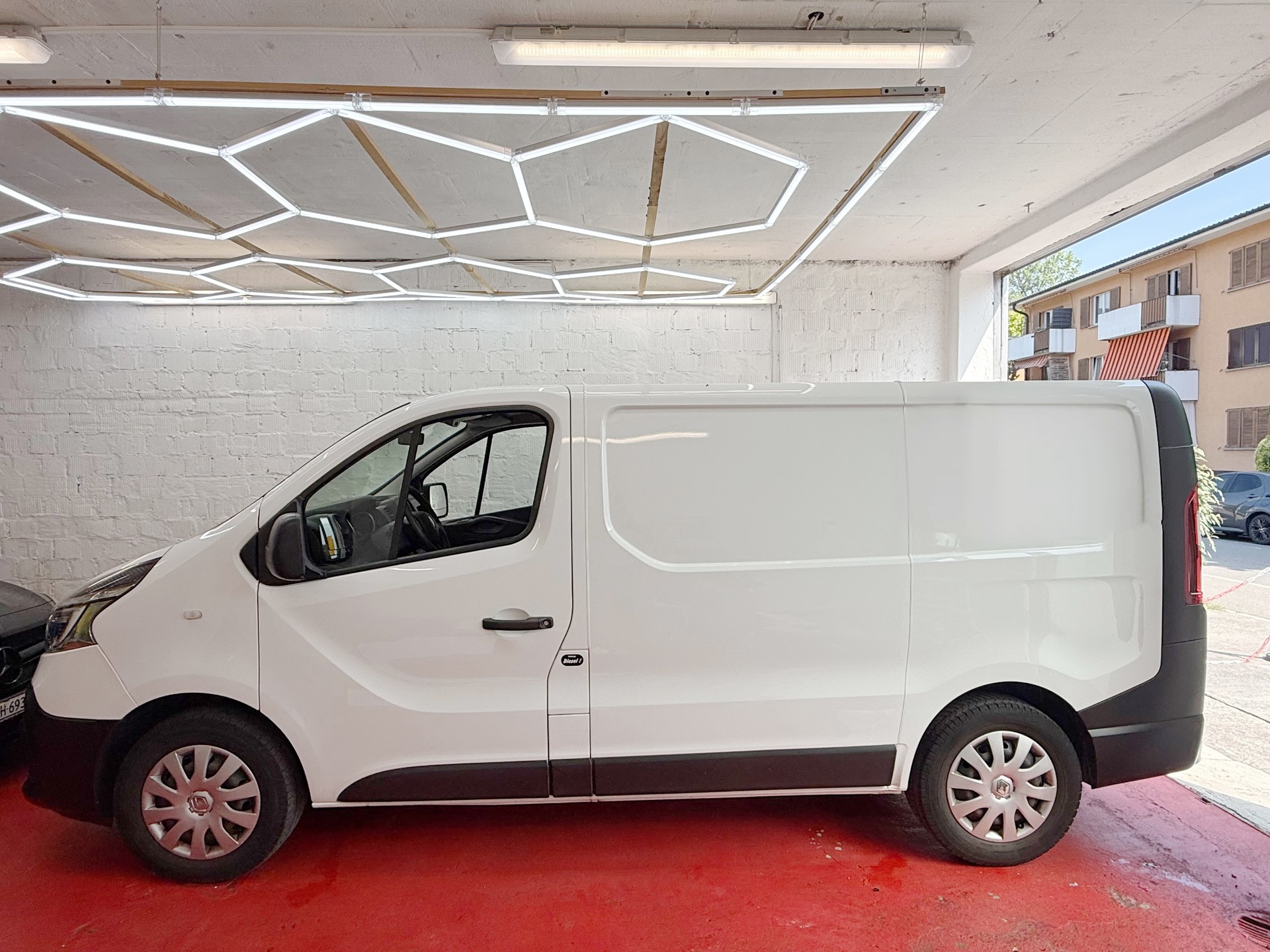 RENAULT Trafic 1.6 ENERGY dCi 95 3.0t Business L1H1-showroom-element-1