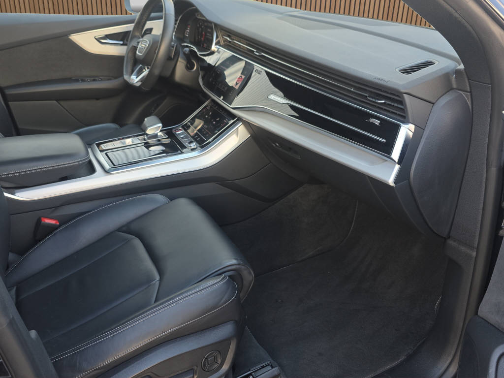 AUDI SQ8 4.0 V8 TDI quattro T-Tronic-image-13