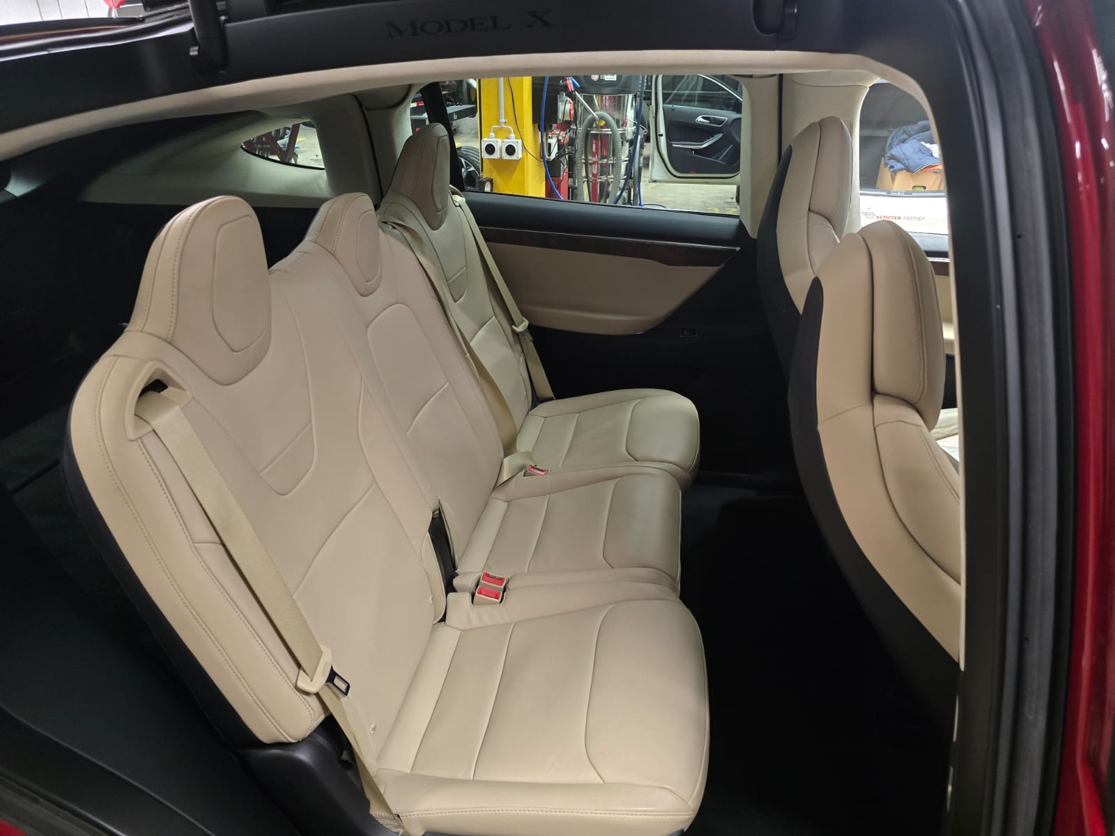 TESLA 100 D-image-6