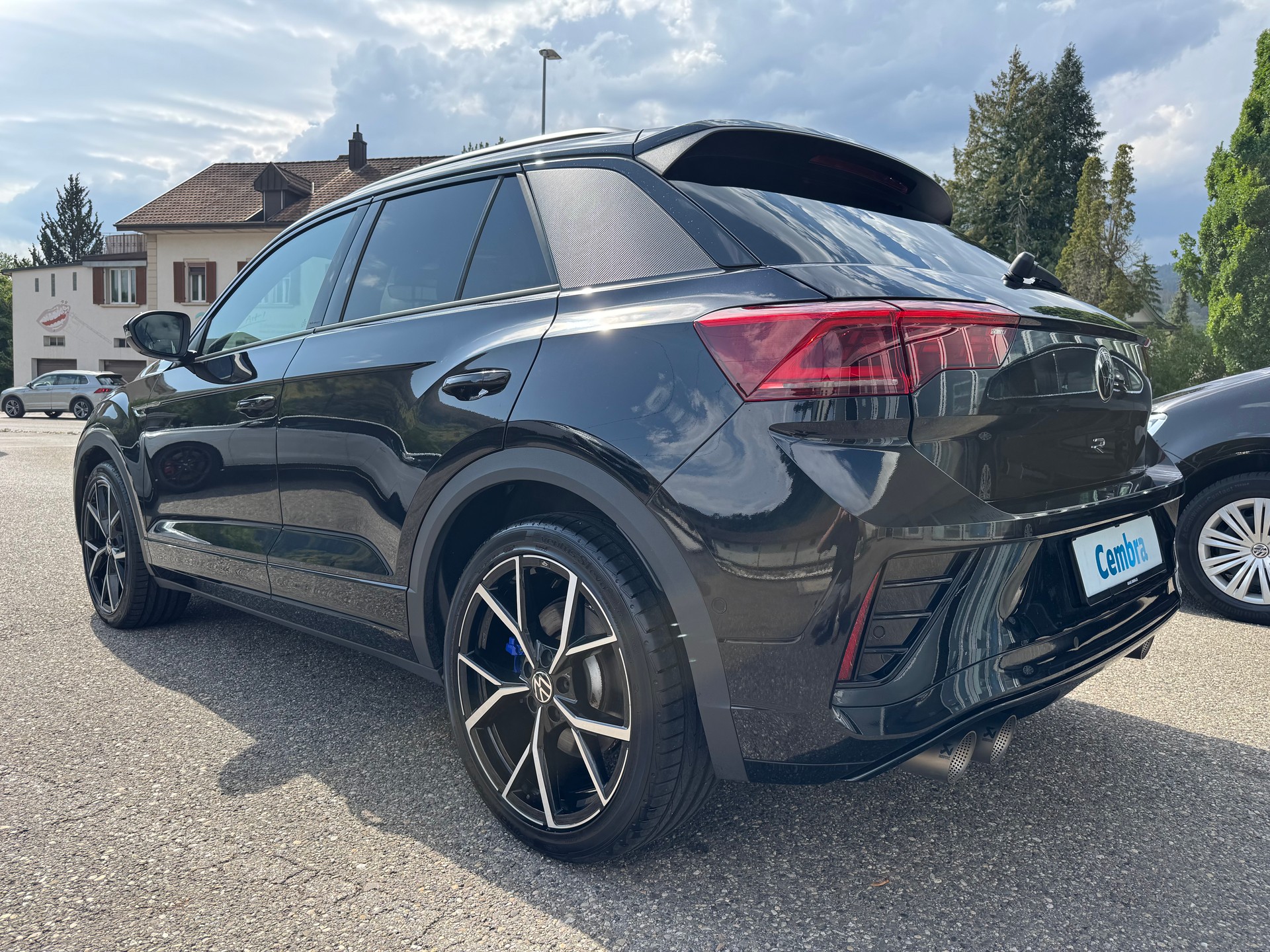 VW T-Roc 2.0 TSI R Performance Akrapovic DSG 4Motion-image-5