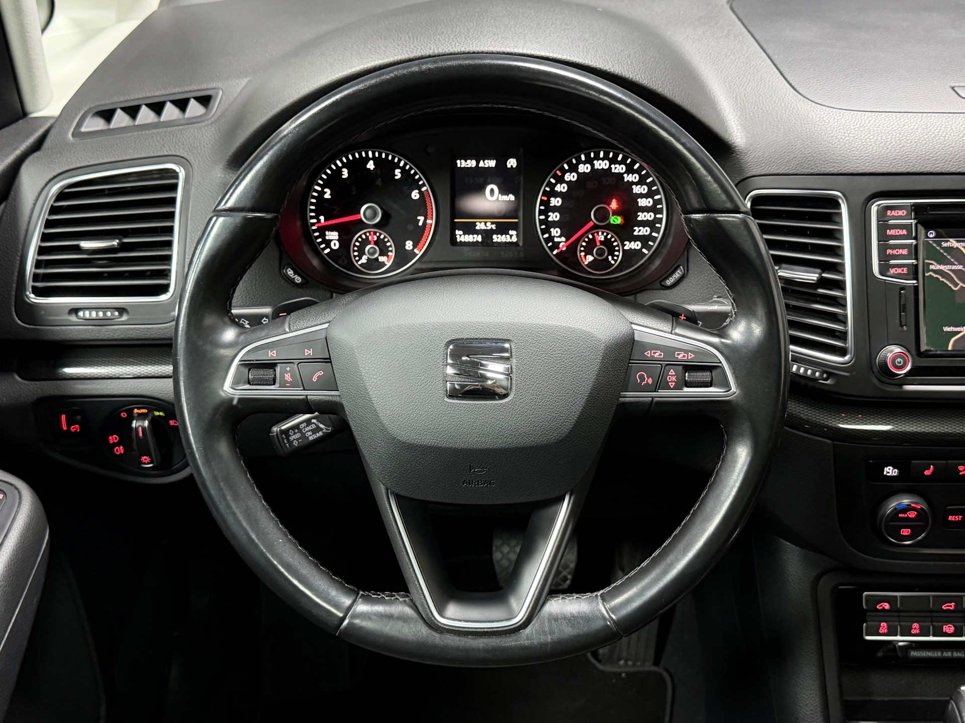 SEAT Alhambra 2.0 TSI Style DSG-image-15