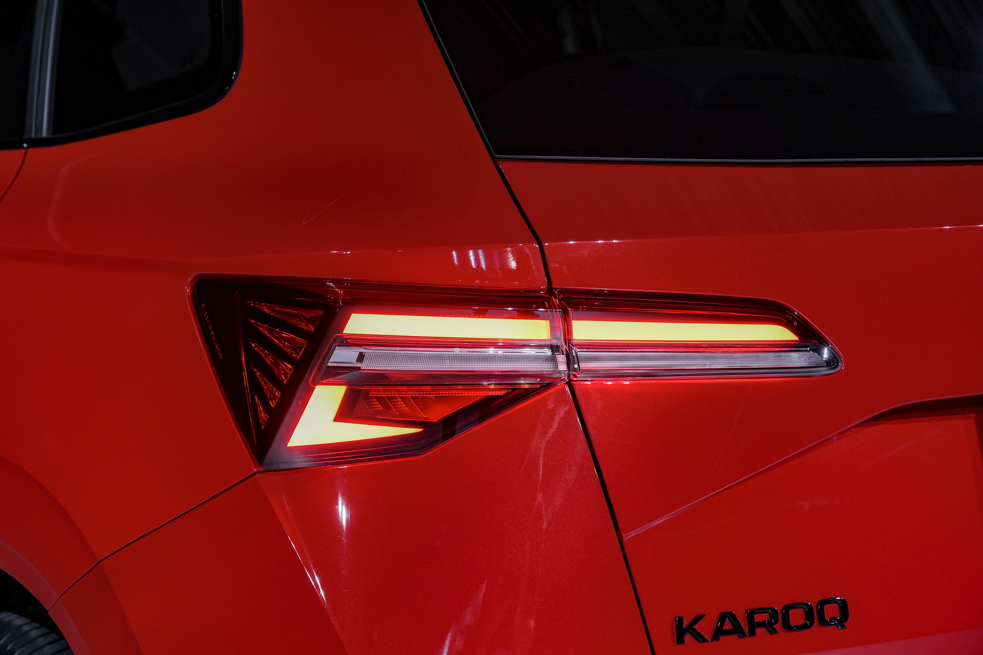 SKODA Karoq 2.0 TSI SportLine 4x4 DSG-image-27