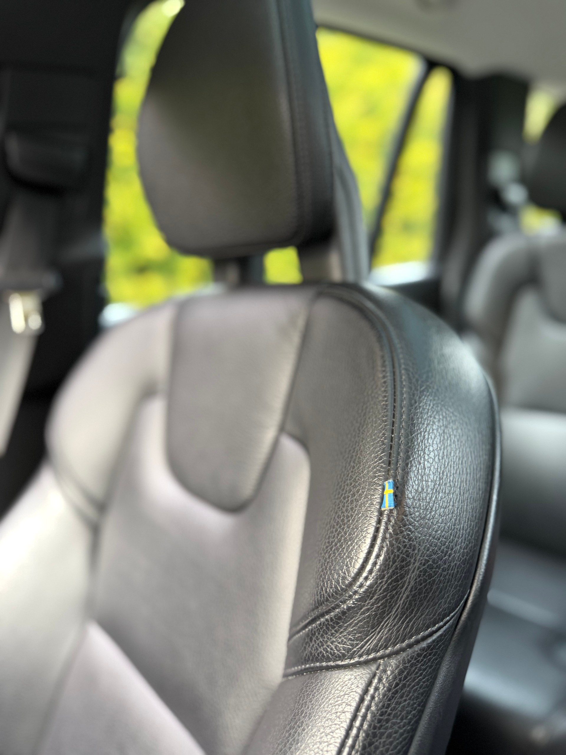 VOLVO XC90 T6 AWD R-Design Geartronic-image-17