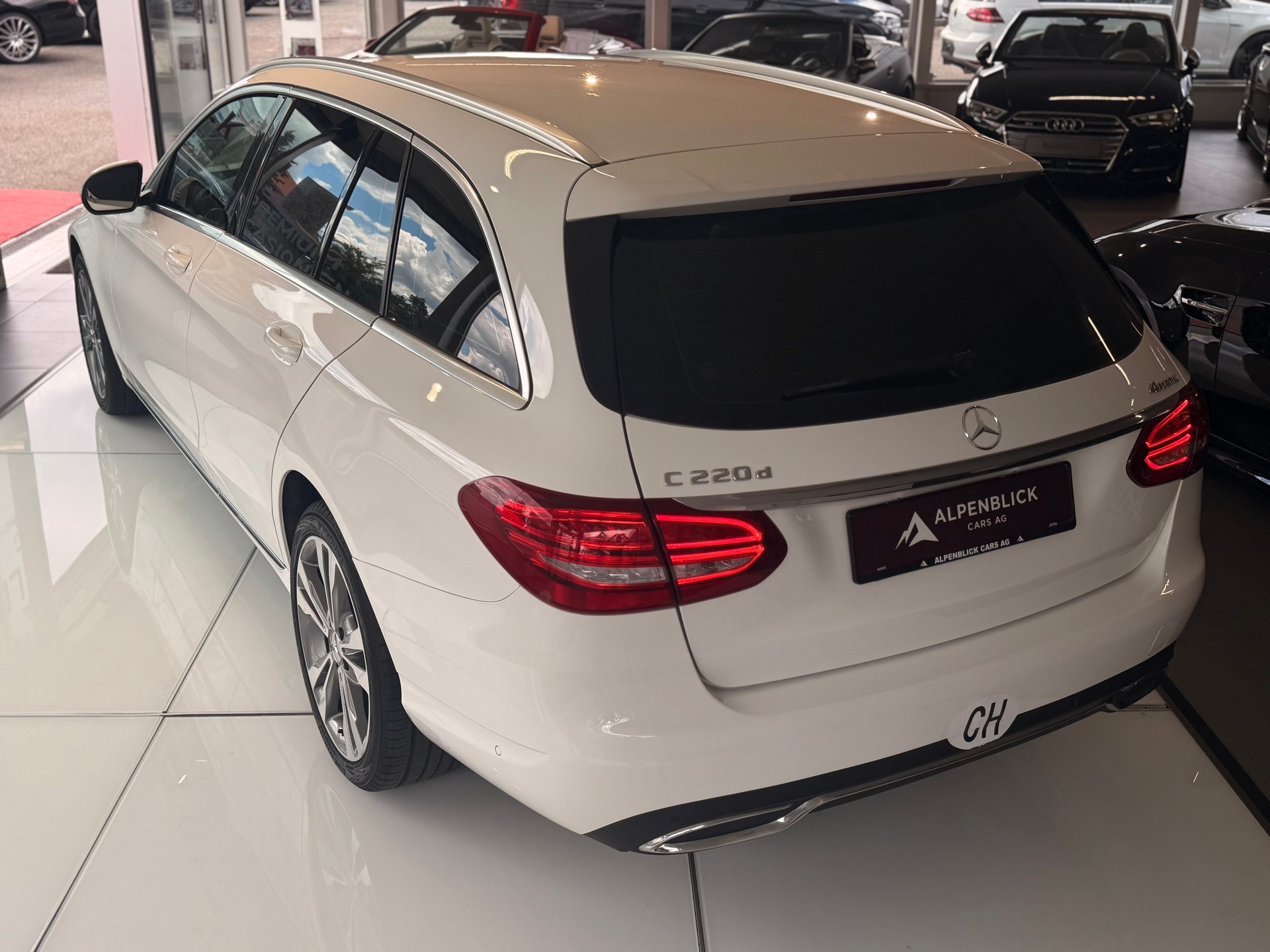 MERCEDES-BENZ C 220 d Avantgarde 4Matic 9G-Tronic-image-8