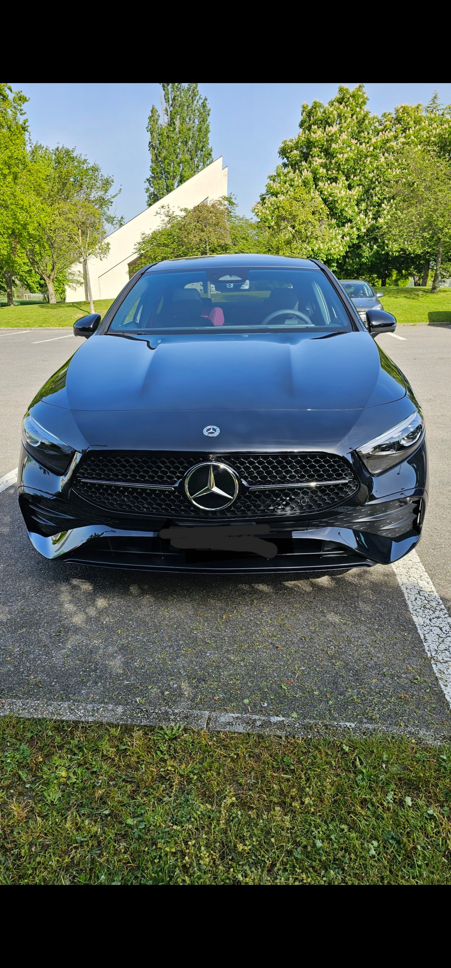 MERCEDES-BENZ A 220 AMG line night star 4matic-image-1