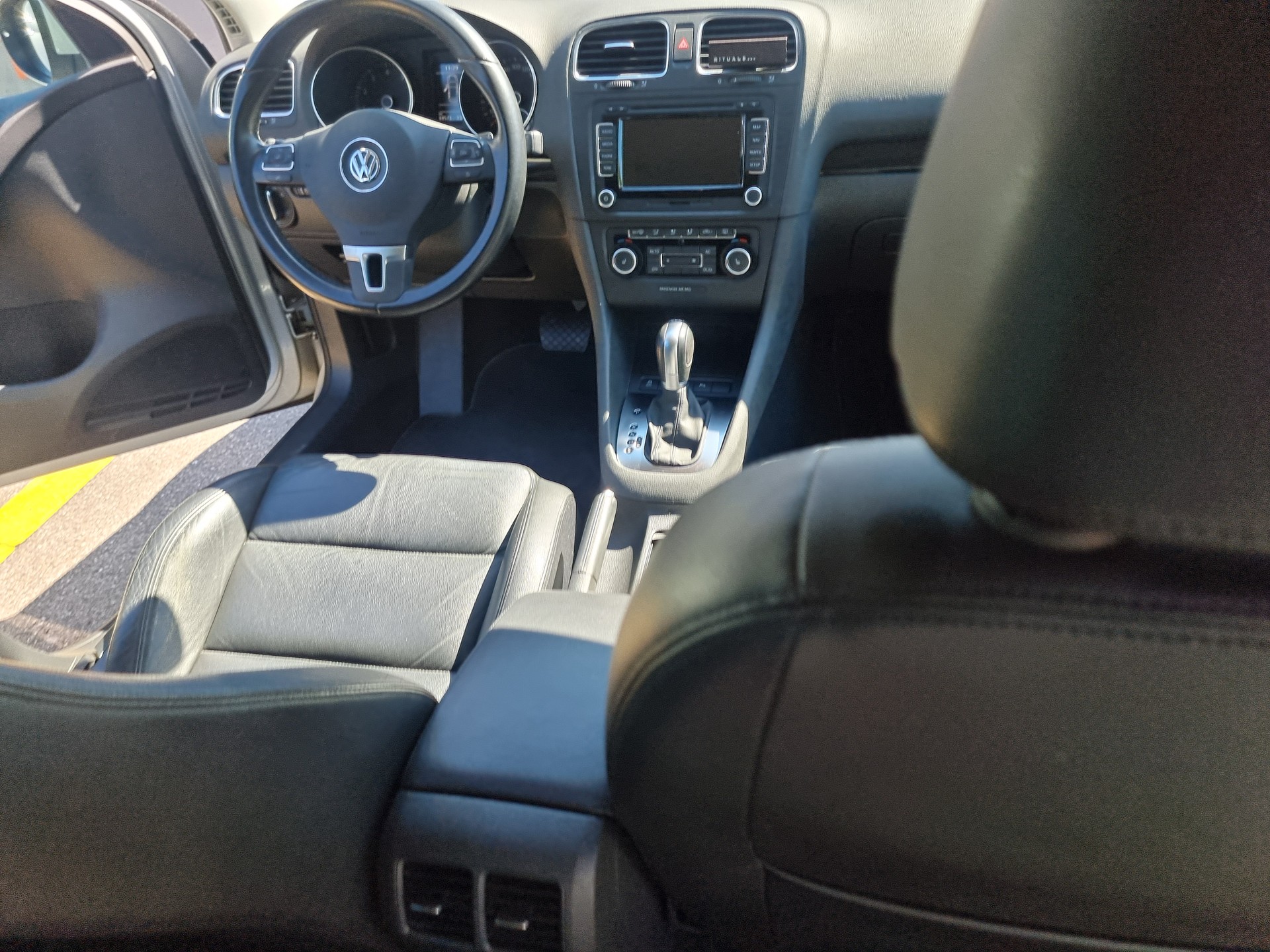 VW Golf 1.4 TSI Highline-image-4