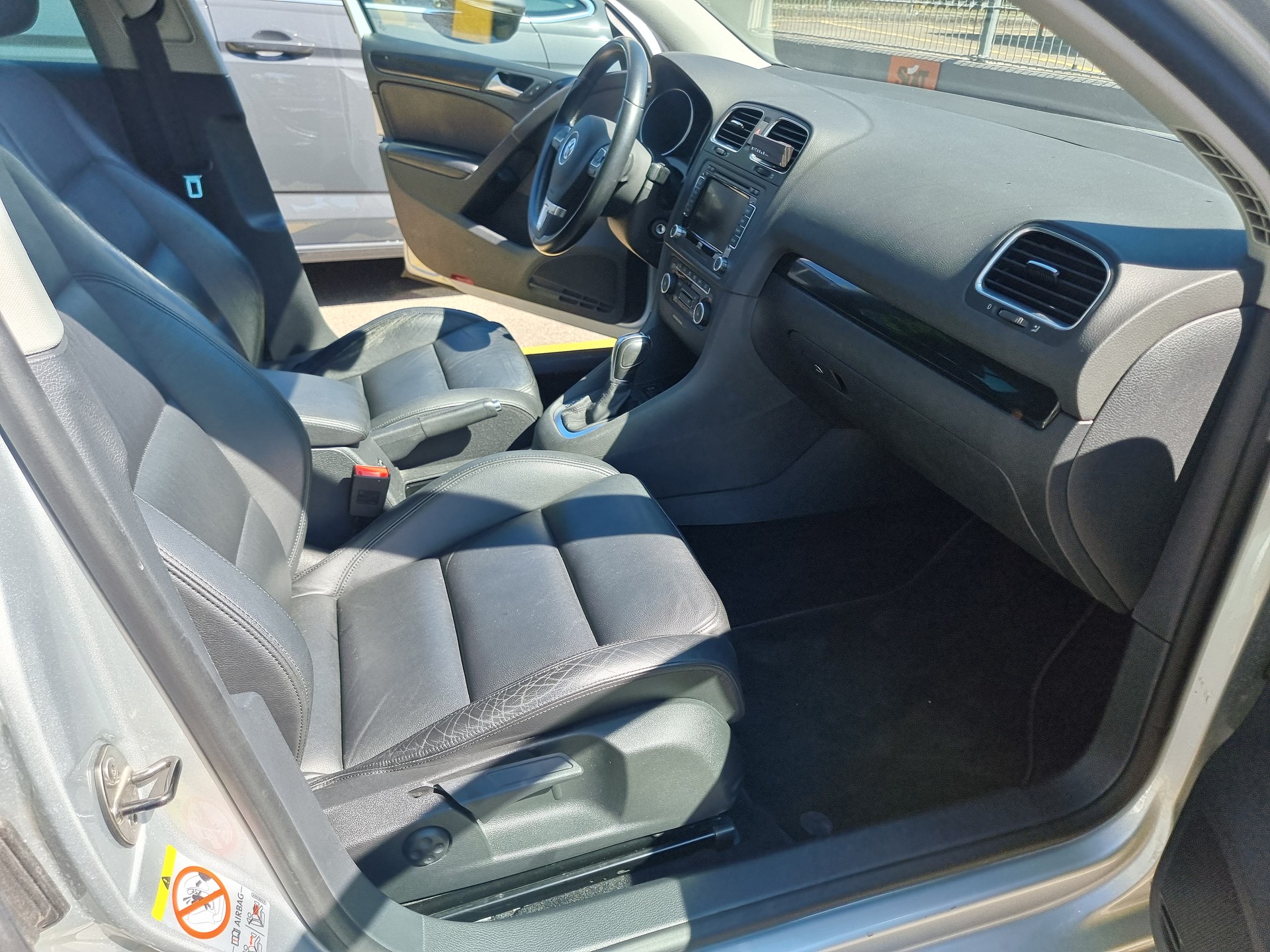 VW Golf 1.4 TSI Highline-image-5