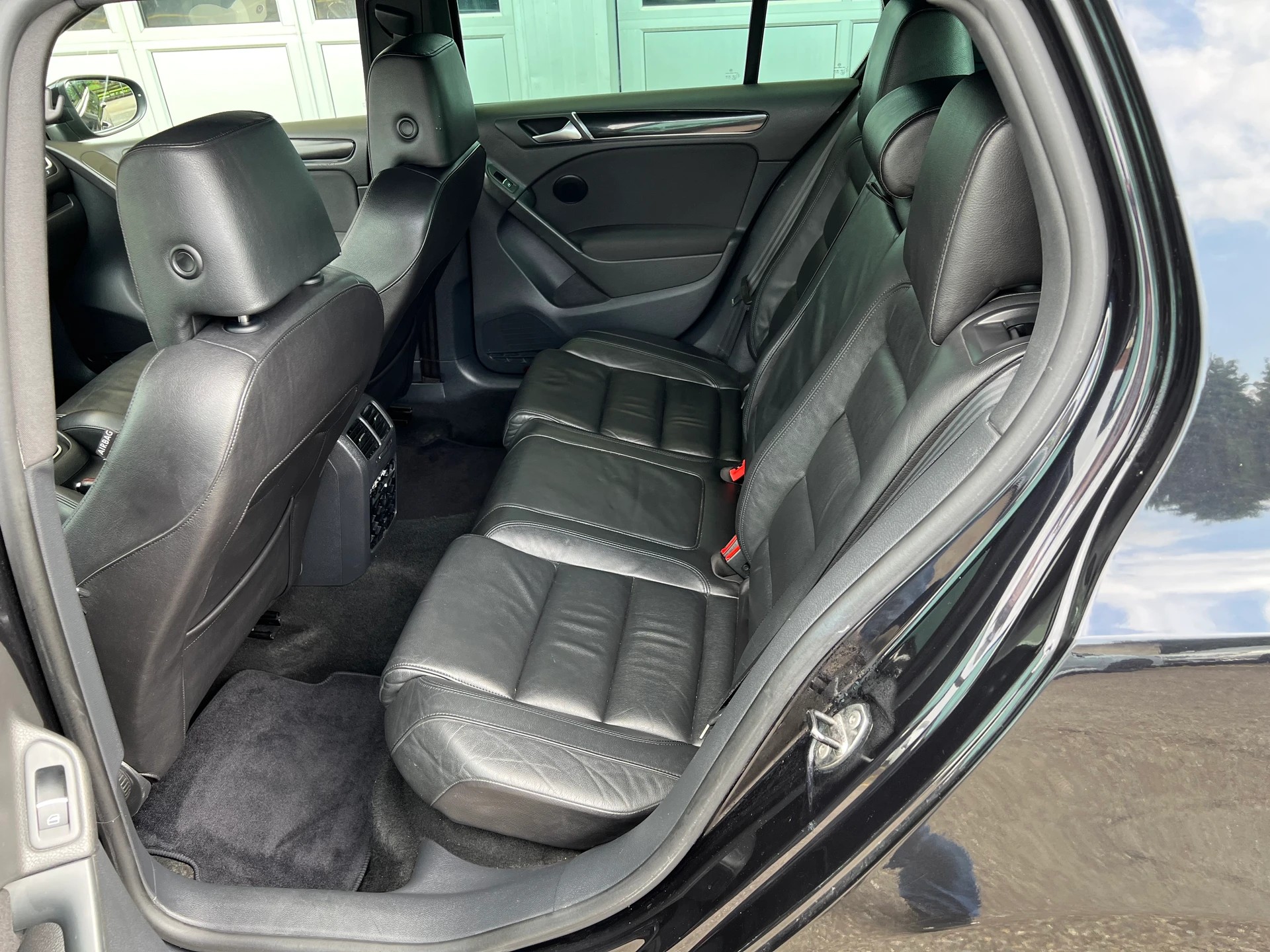 VW Golf 2.0 TSI GTI DSG-image-11