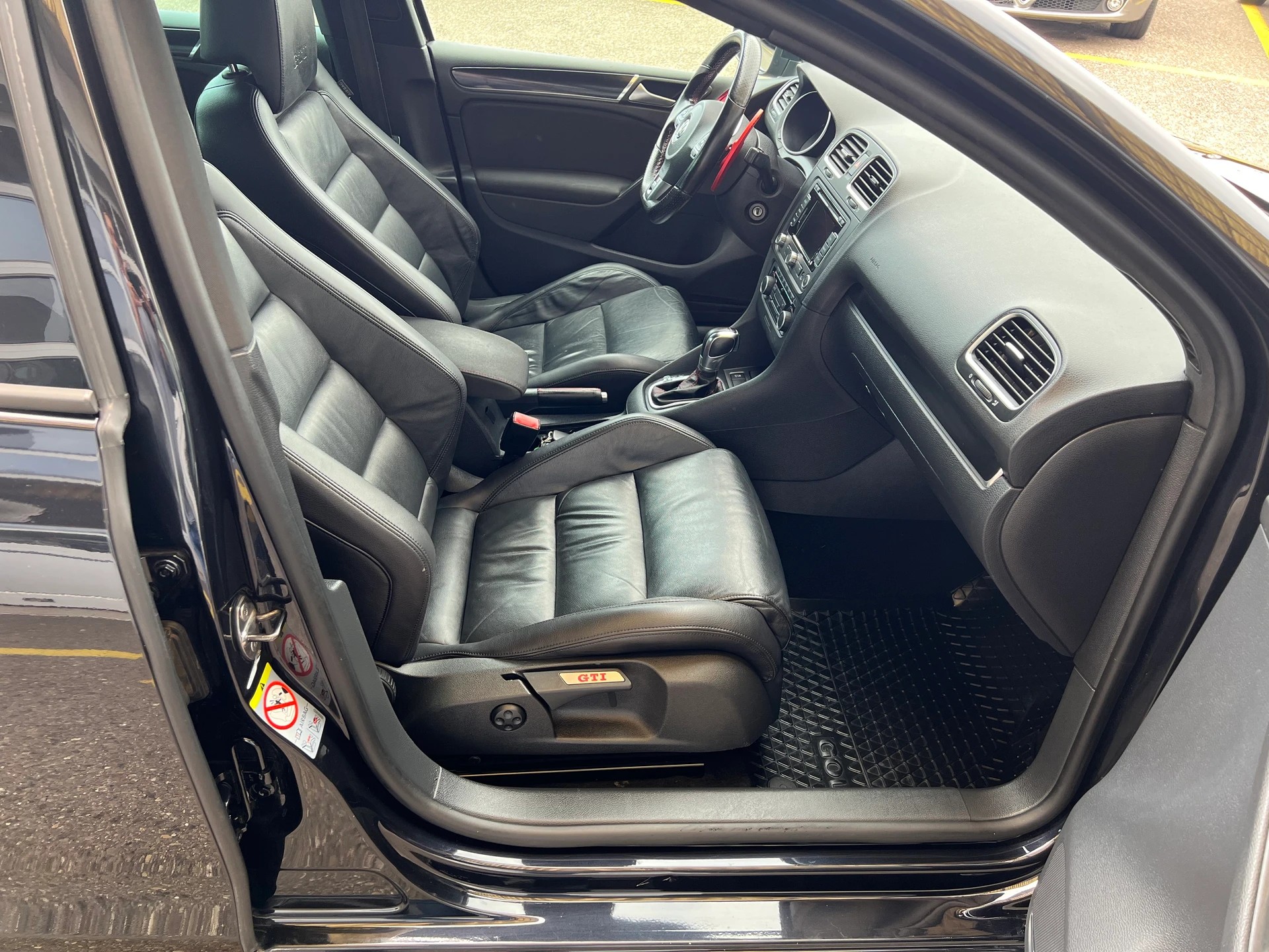 VW Golf 2.0 TSI GTI DSG-image-10
