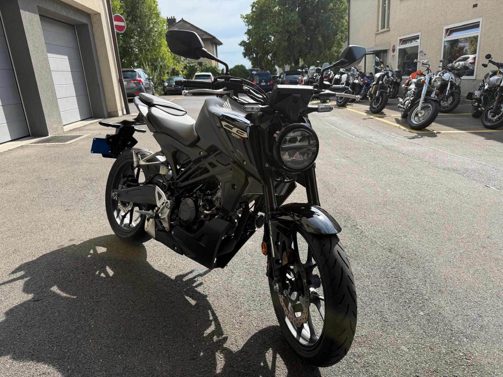 HONDA CB 125 R-image-1