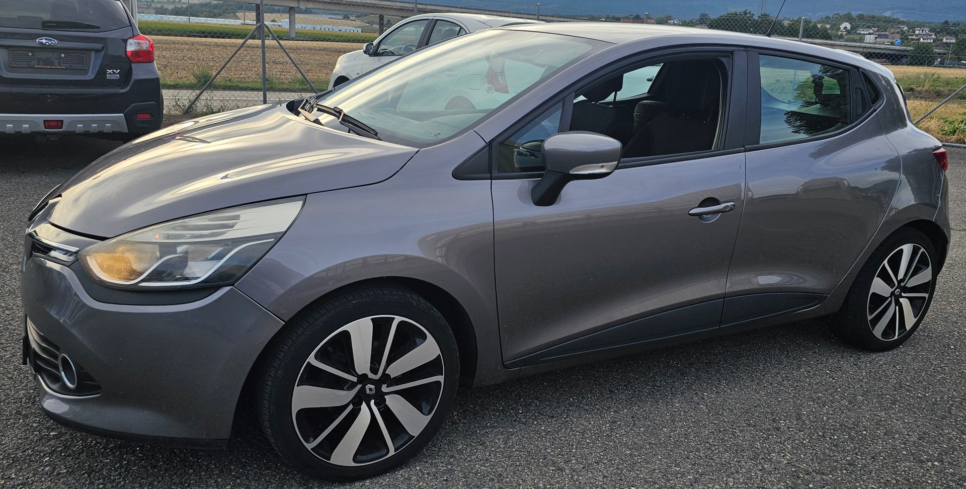 RENAULT Clio 0.9 12V Swiss Edition
