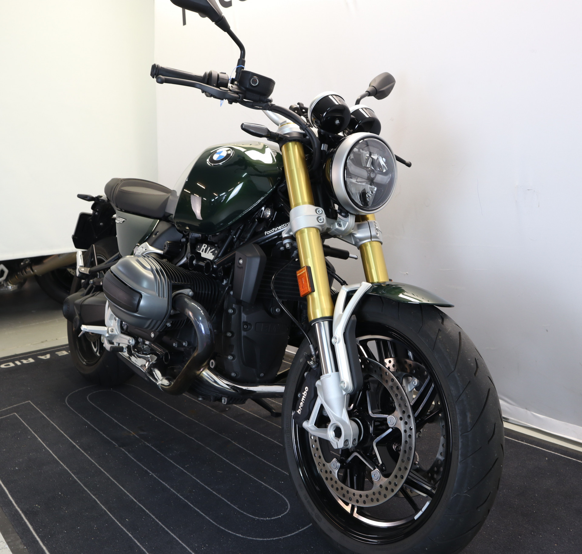 BMW R 12 nineT-image-3