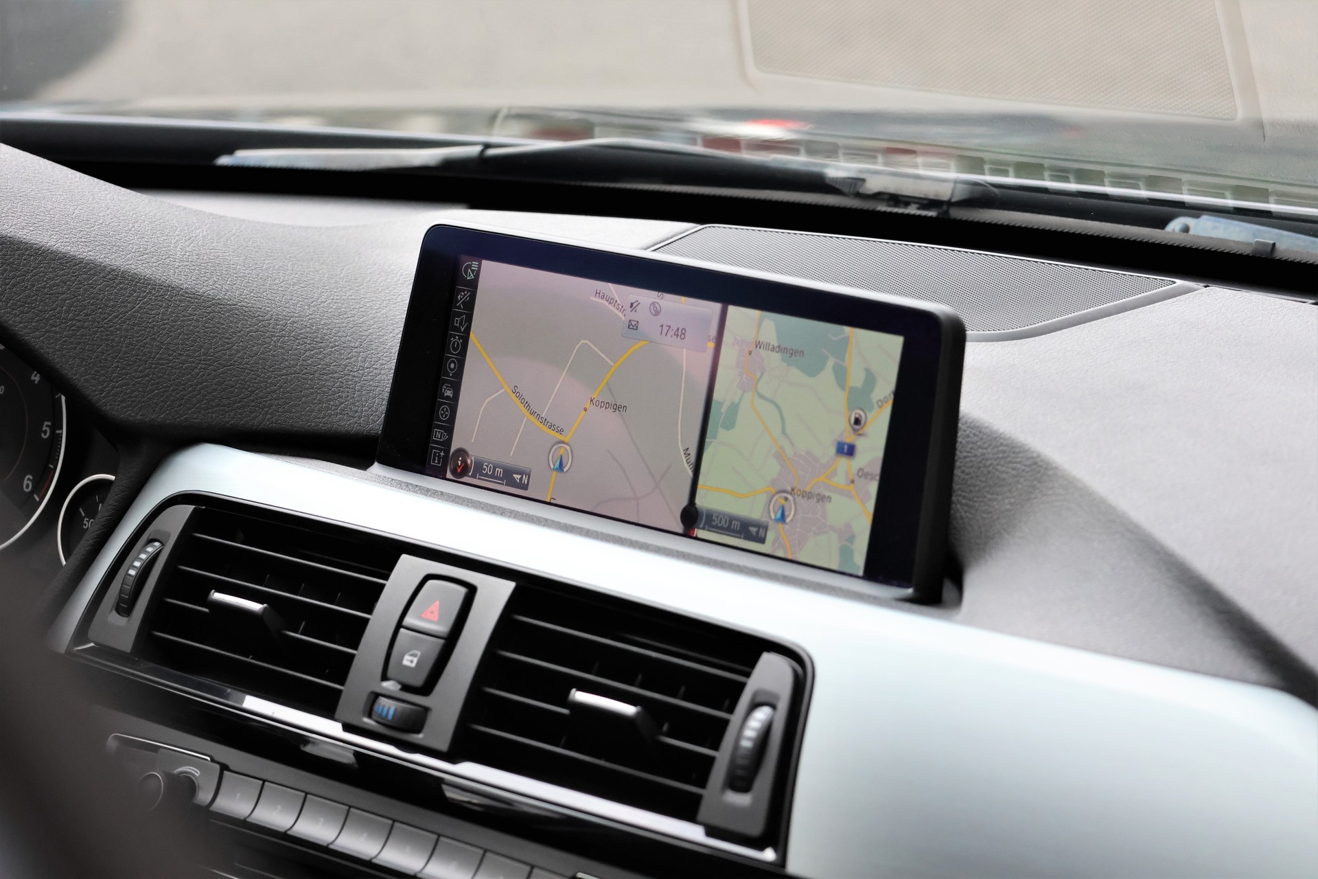 BMW 320d xDrive Touring Steptronic M-Sport (CH)-image-18
