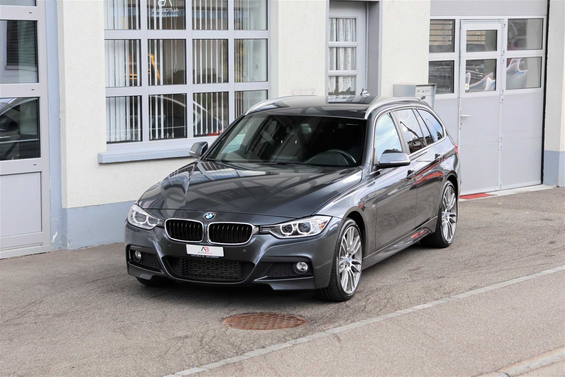 BMW 320d xDrive Touring Steptronic M-Sport (CH)