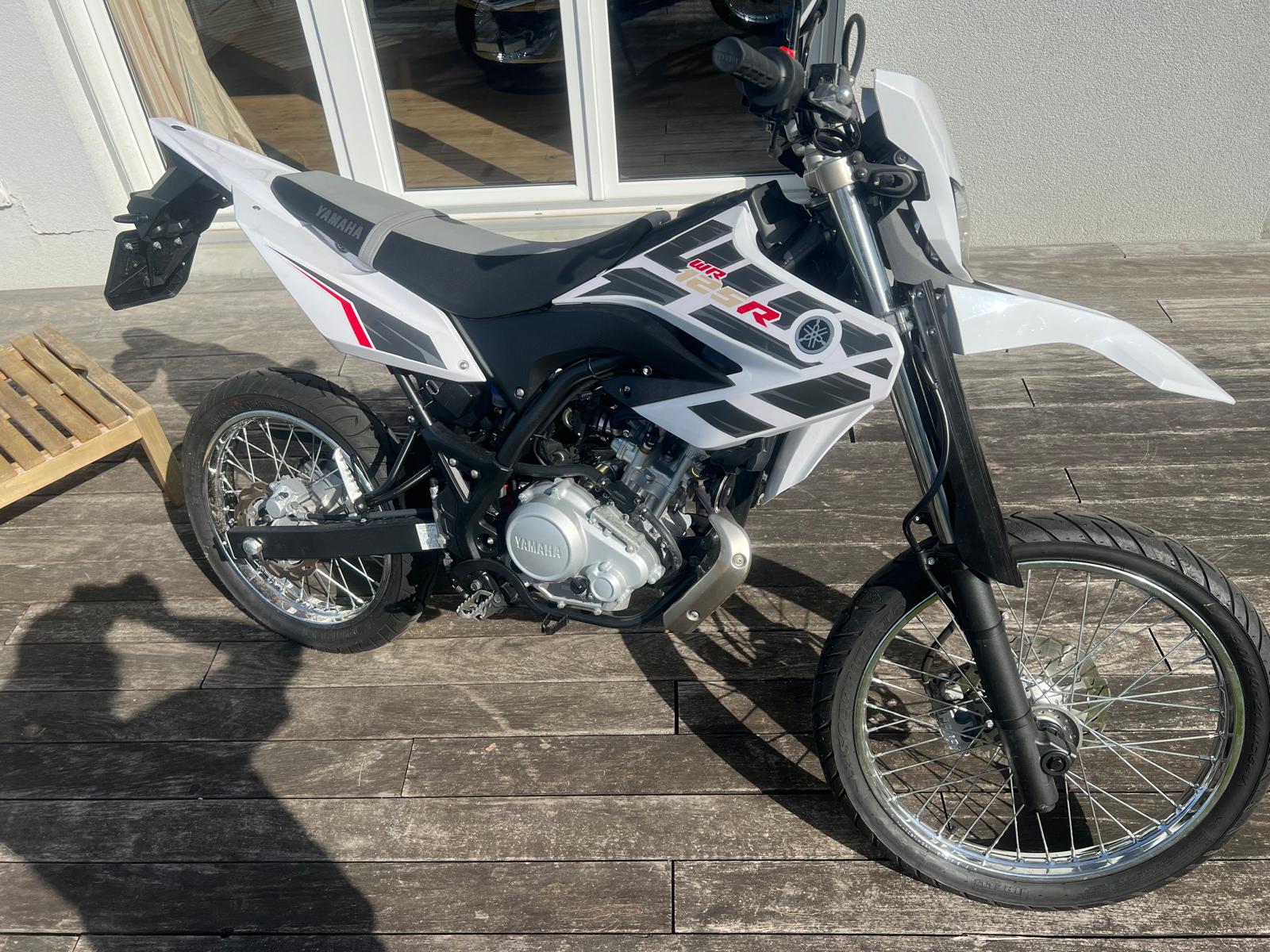 YAMAHA WR 125 R-image-2