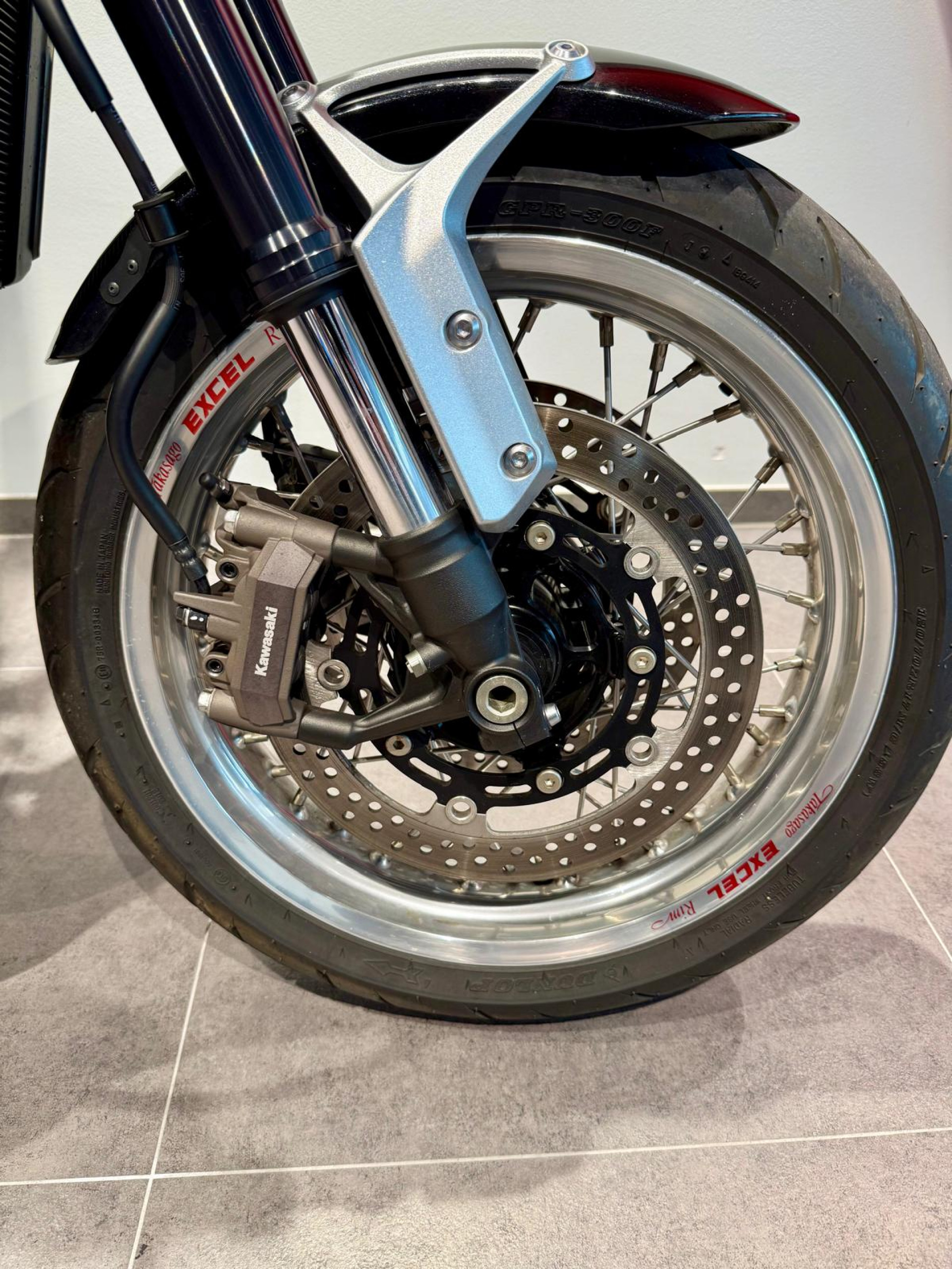 KAWASAKI Z 900 RS-image-5
