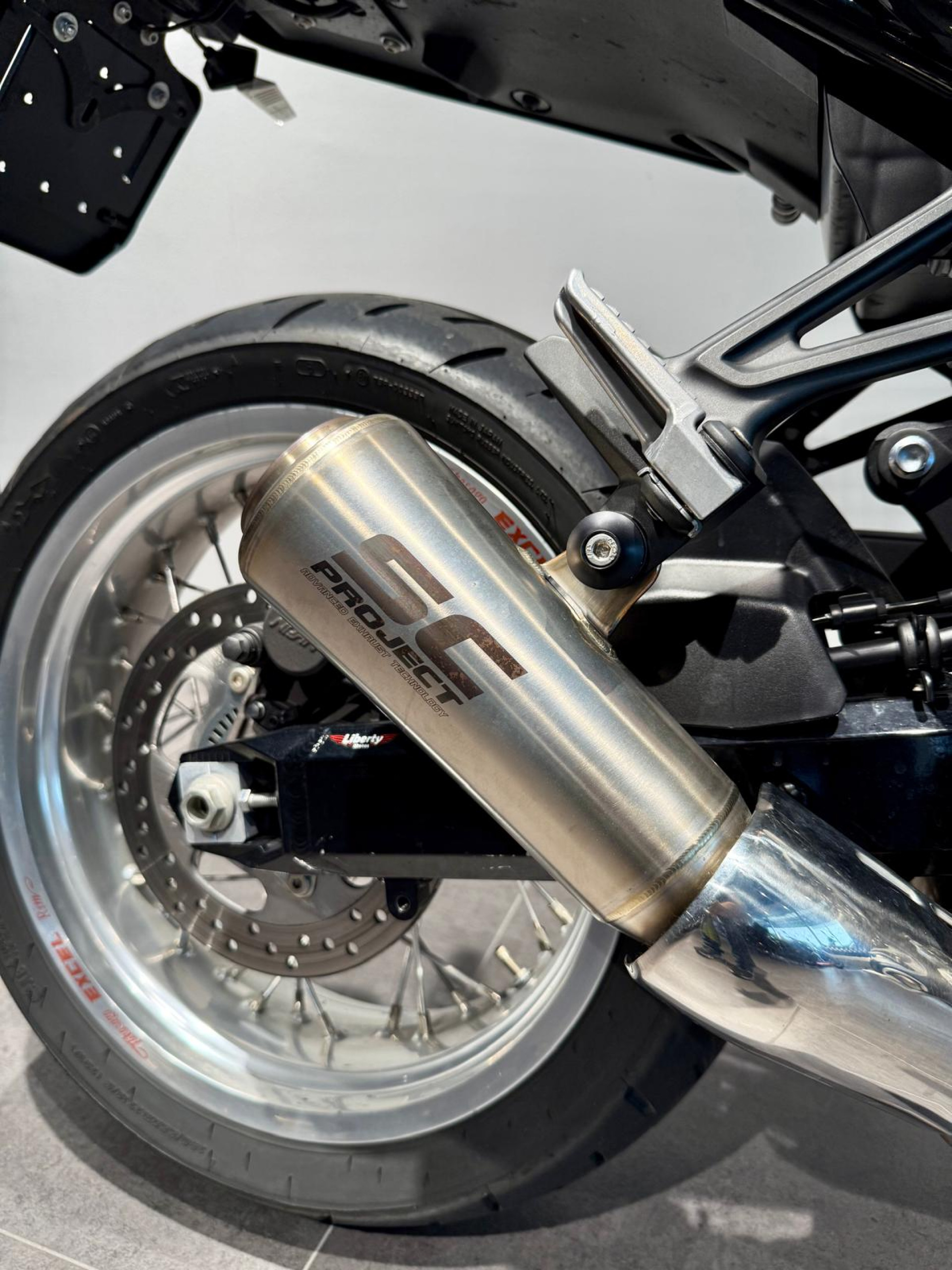KAWASAKI Z 900 RS-image-3