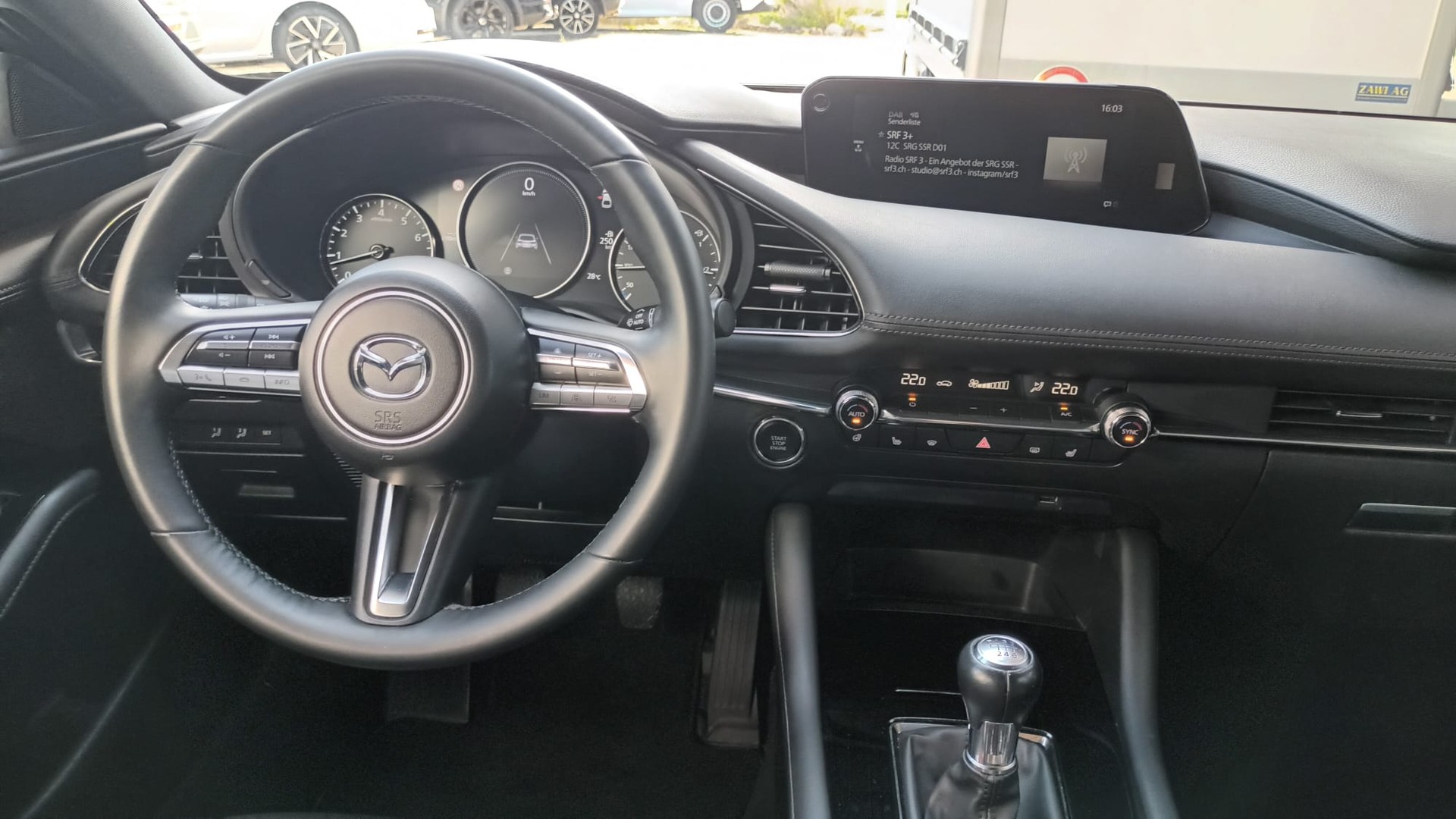 MAZDA 3 Hatchback SKYACTIV-G M Hybrid 122 Revolution-image-10