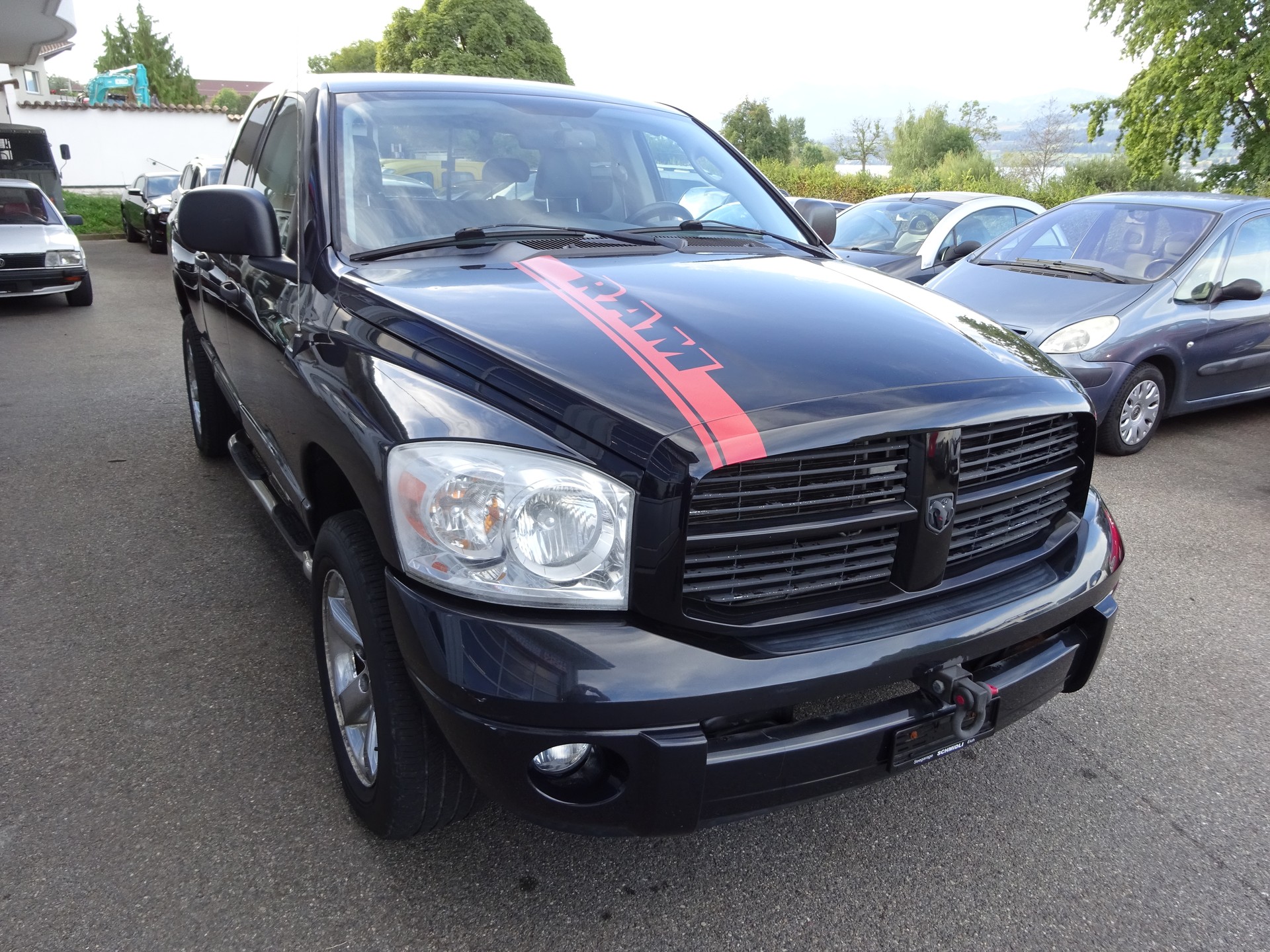 DODGE 5.7 Hemi V8-showroom-element-3