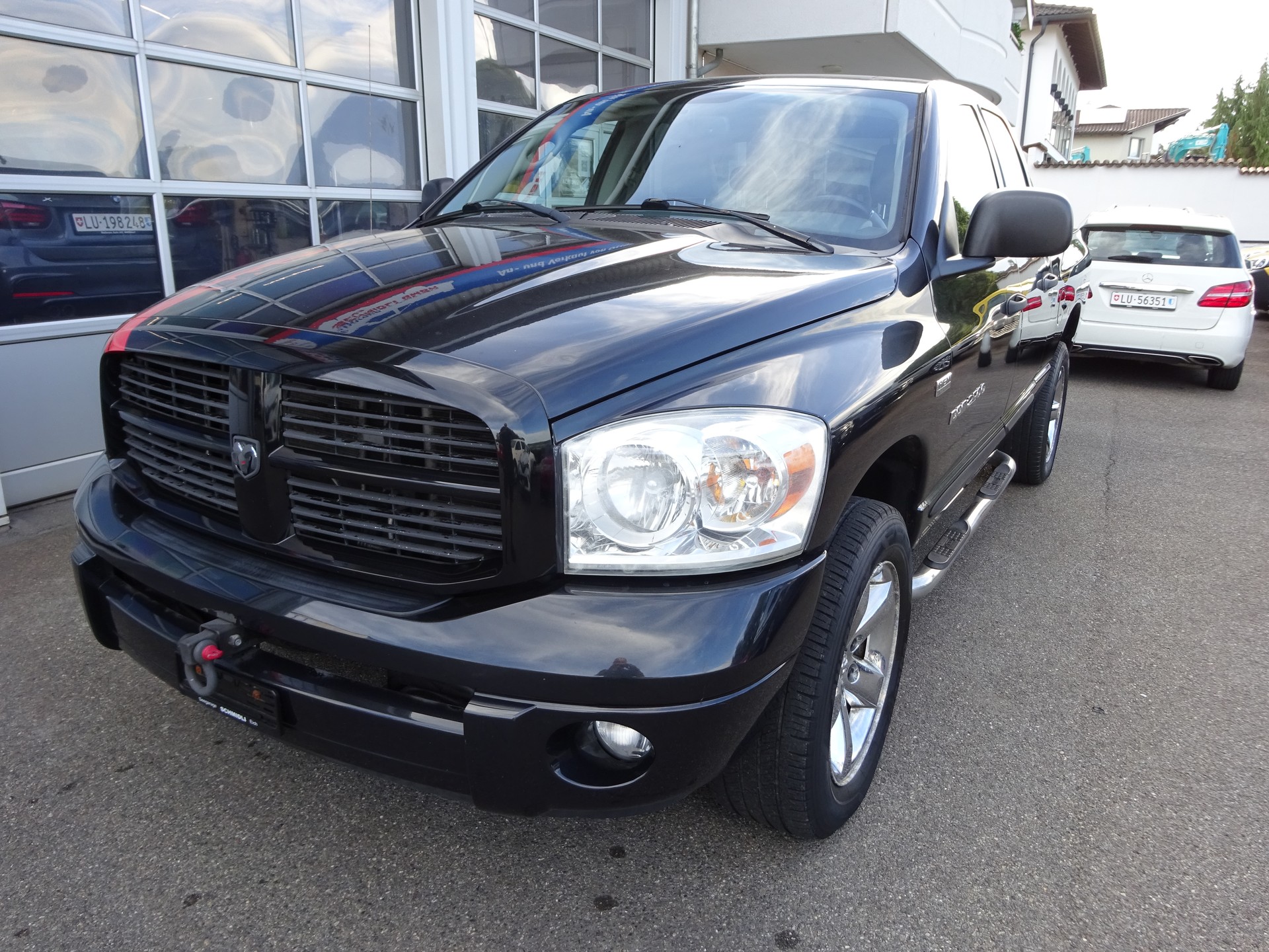 DODGE 5.7 Hemi V8