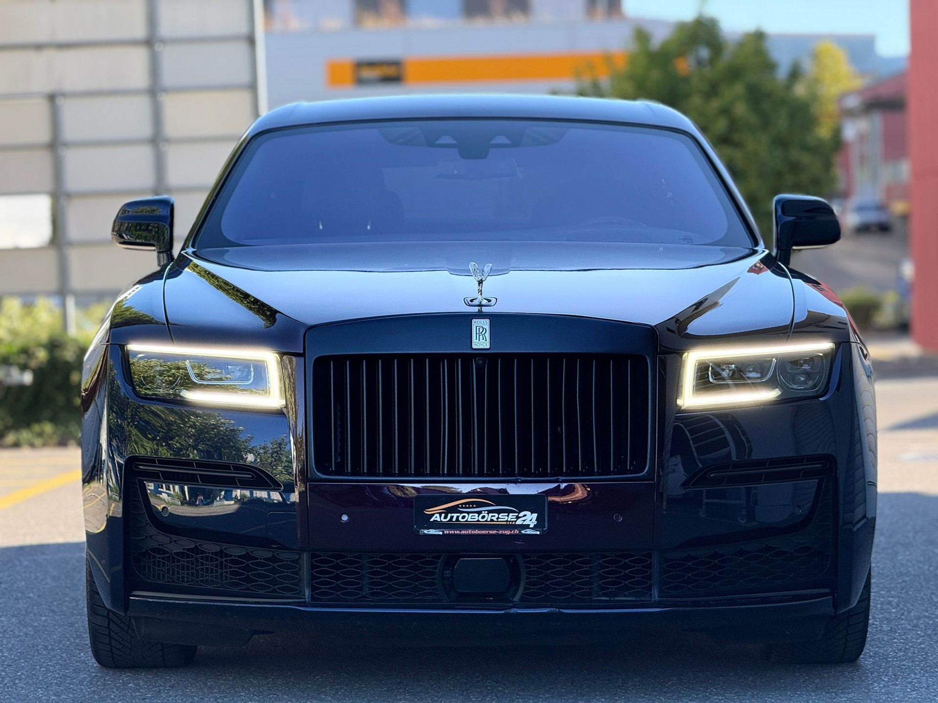 ROLLS-ROYCE Ghost 6.7 V12-showroom-element-3
