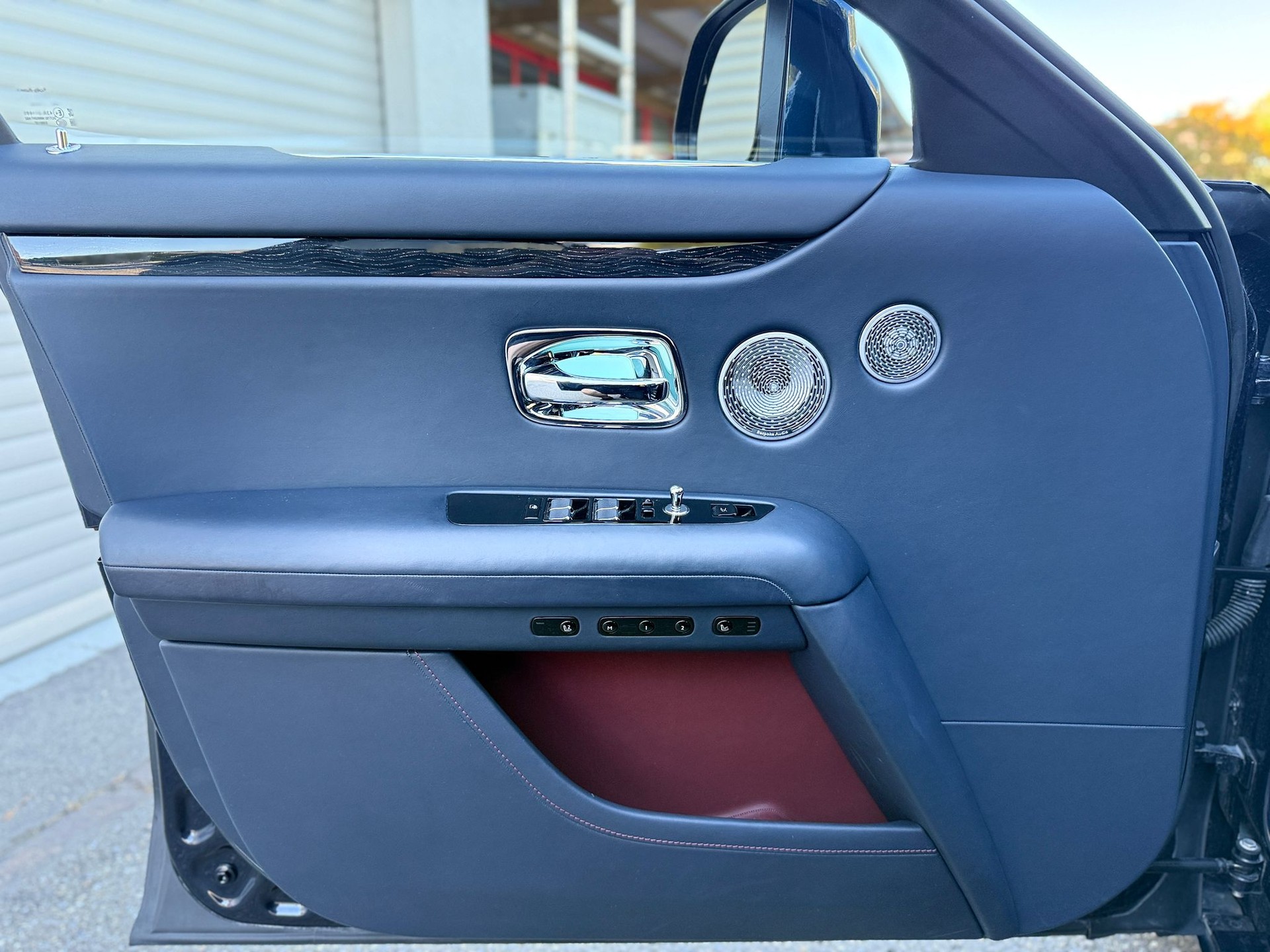 ROLLS-ROYCE Ghost 6.7 V12-image-9