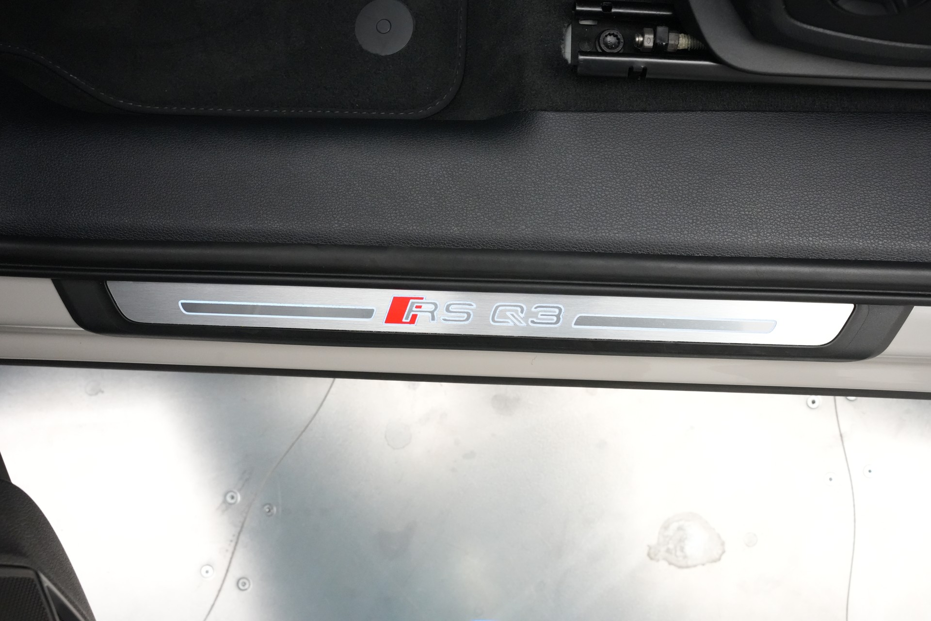 AUDI RS Q3 Sportback quattro S tronic *CH-Fahrzeug* *Sonos* *Sportfahrwerk Plus*-image-20
