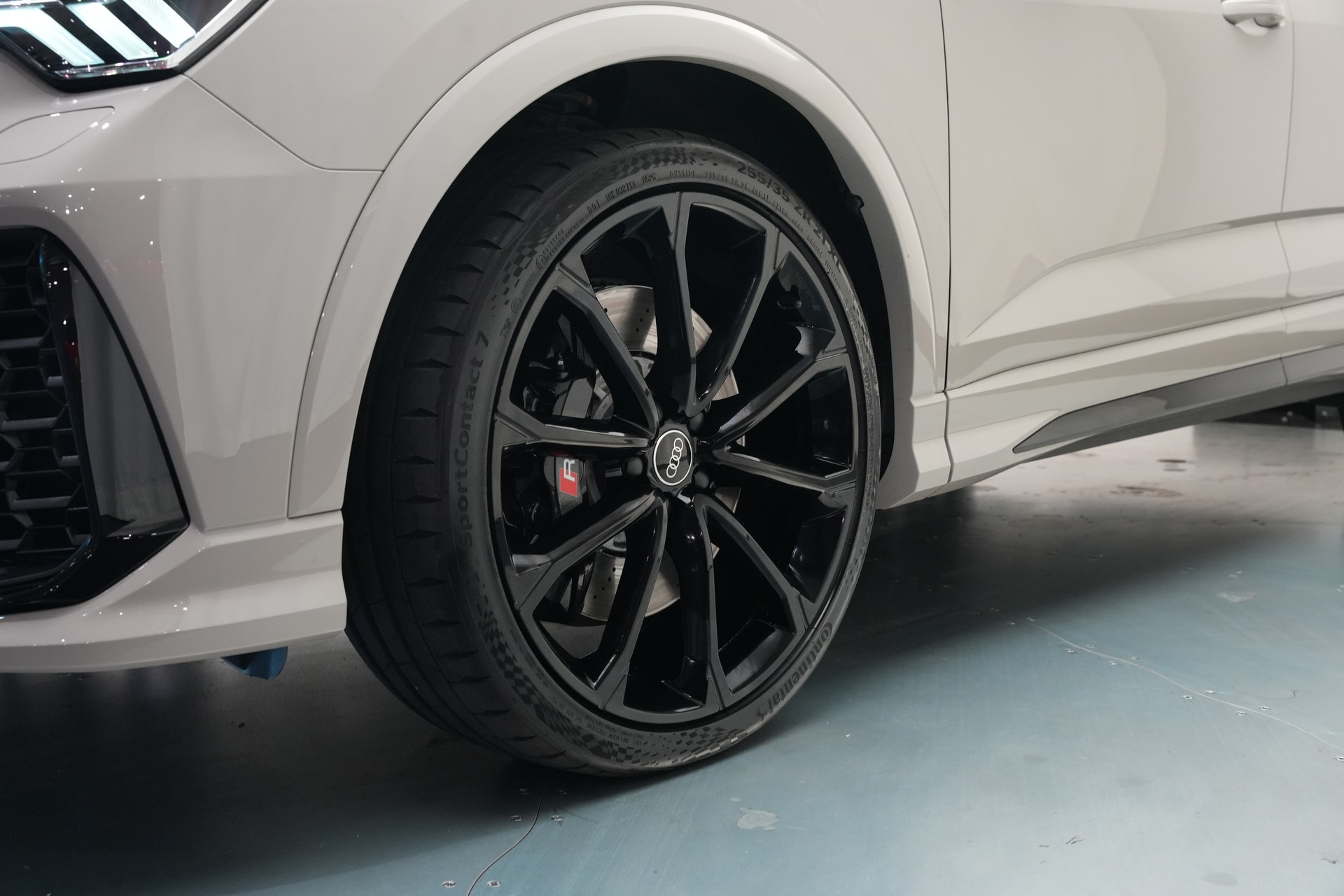 AUDI RS Q3 Sportback quattro S tronic *CH-Fahrzeug* *Sonos* *Sportfahrwerk Plus*-image-37