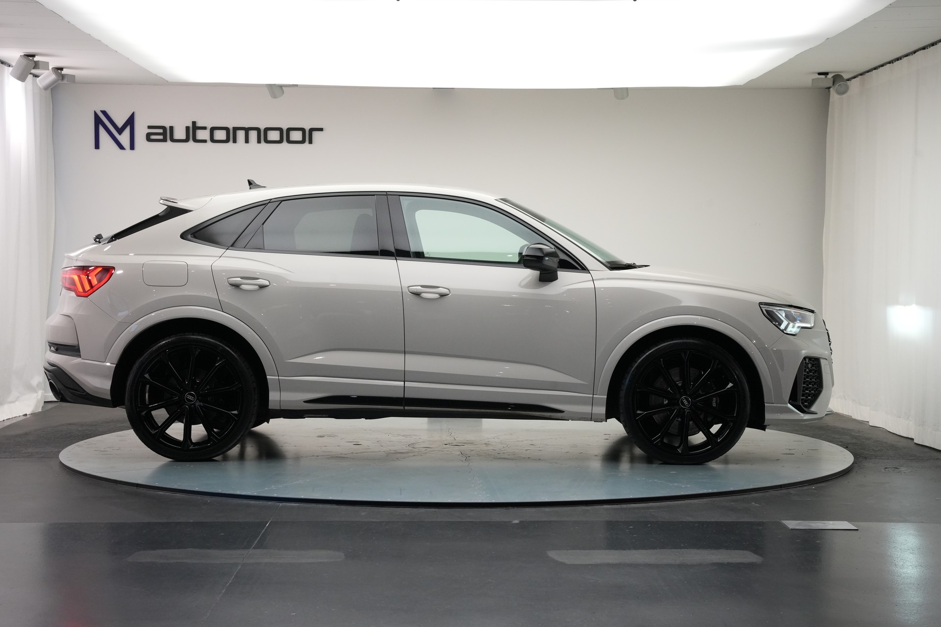 AUDI RS Q3 Sportback quattro S tronic *CH-Fahrzeug* *Sonos* *Sportfahrwerk Plus*-showroom-element-3