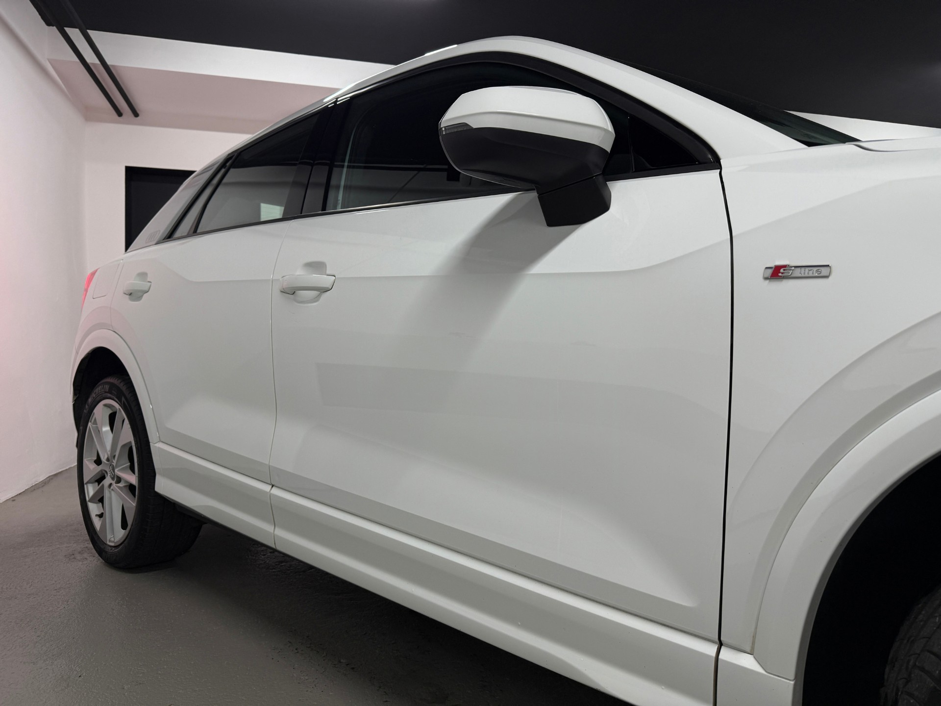 AUDI Q2 1.0 TFSI S-Line-image-7