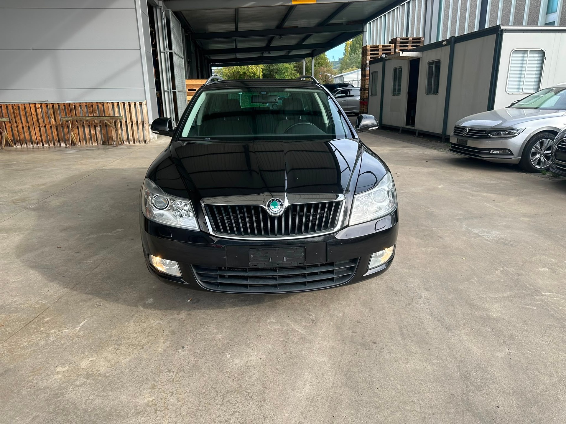 SKODA Octavia Combi 2.0 TDI Elegance 4x4 DSG-image-1