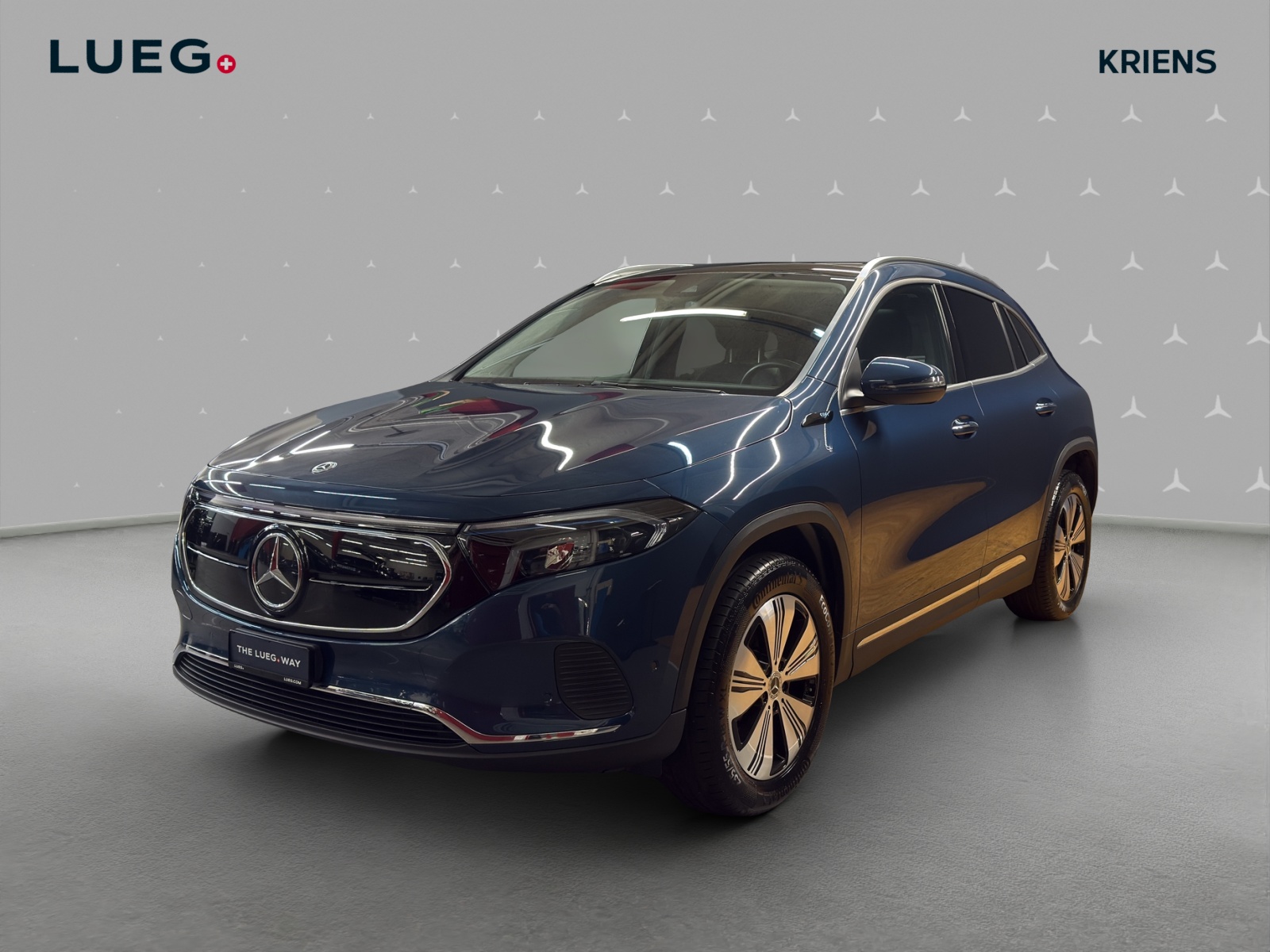 MERCEDES-BENZ EQA 300 4M - Progressive / Rückfahrkamera / Panorama-Dach / Ambiente-Licht