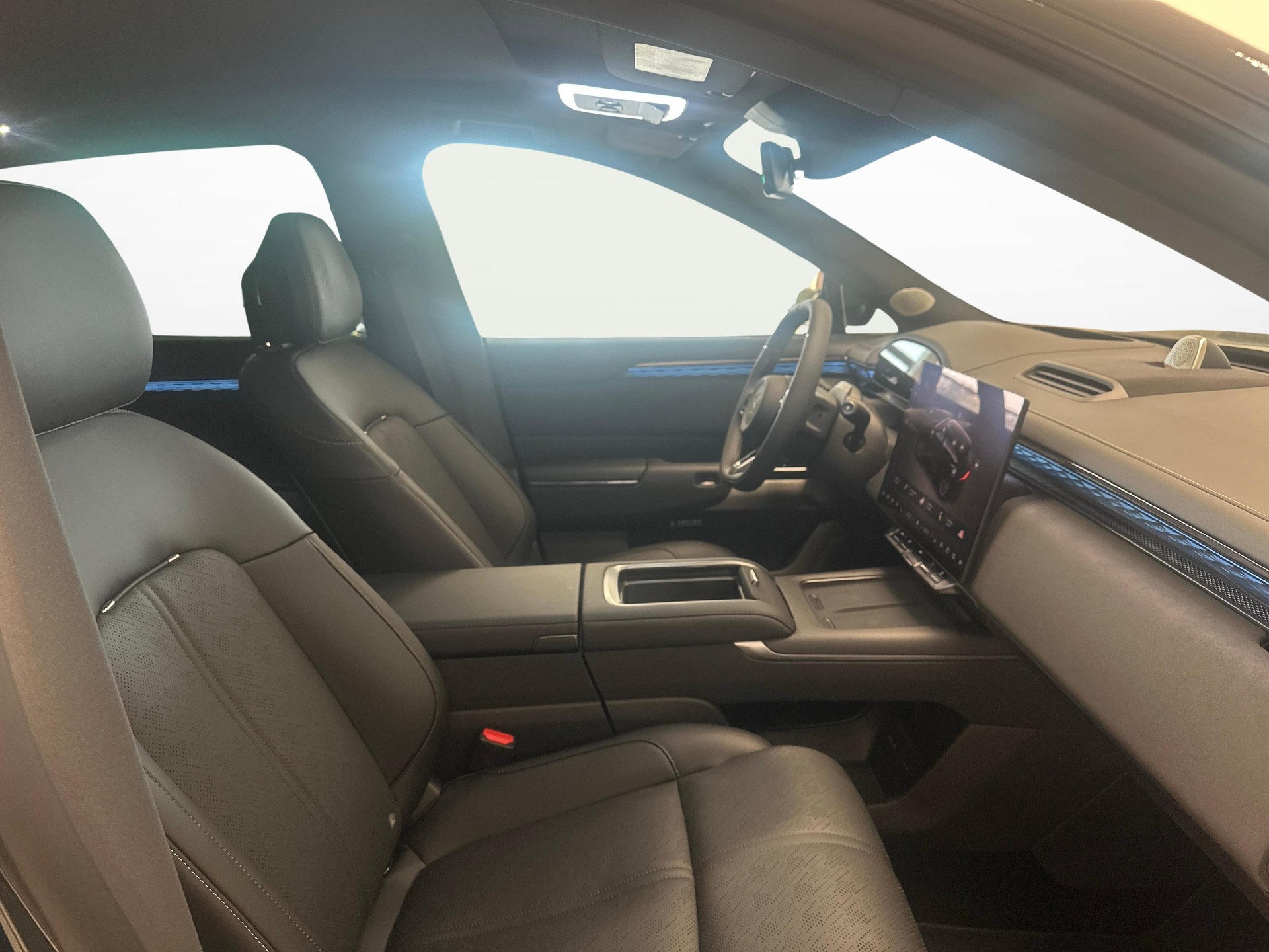 ZEEKR 7X Privilege AWD-image-9