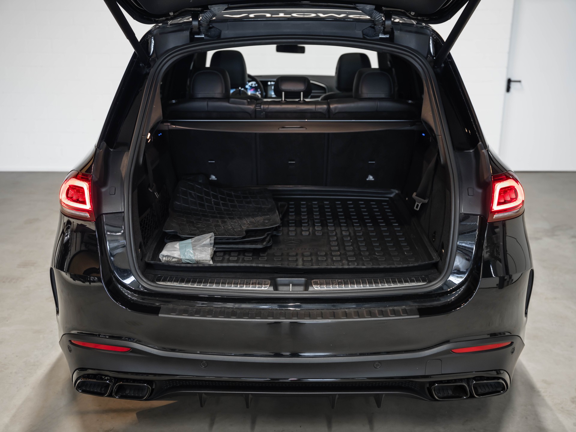 MERCEDES-BENZ GLE 450 4Matic AMG Line 9G-Tronic-image-46