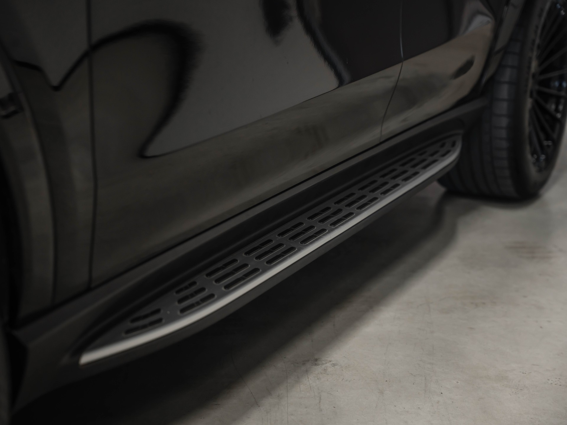MERCEDES-BENZ GLE 450 4Matic AMG Line 9G-Tronic-image-19