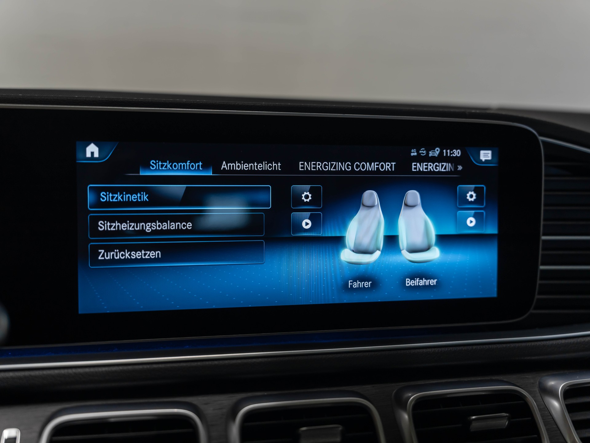 MERCEDES-BENZ GLE 450 4Matic AMG Line 9G-Tronic-image-39