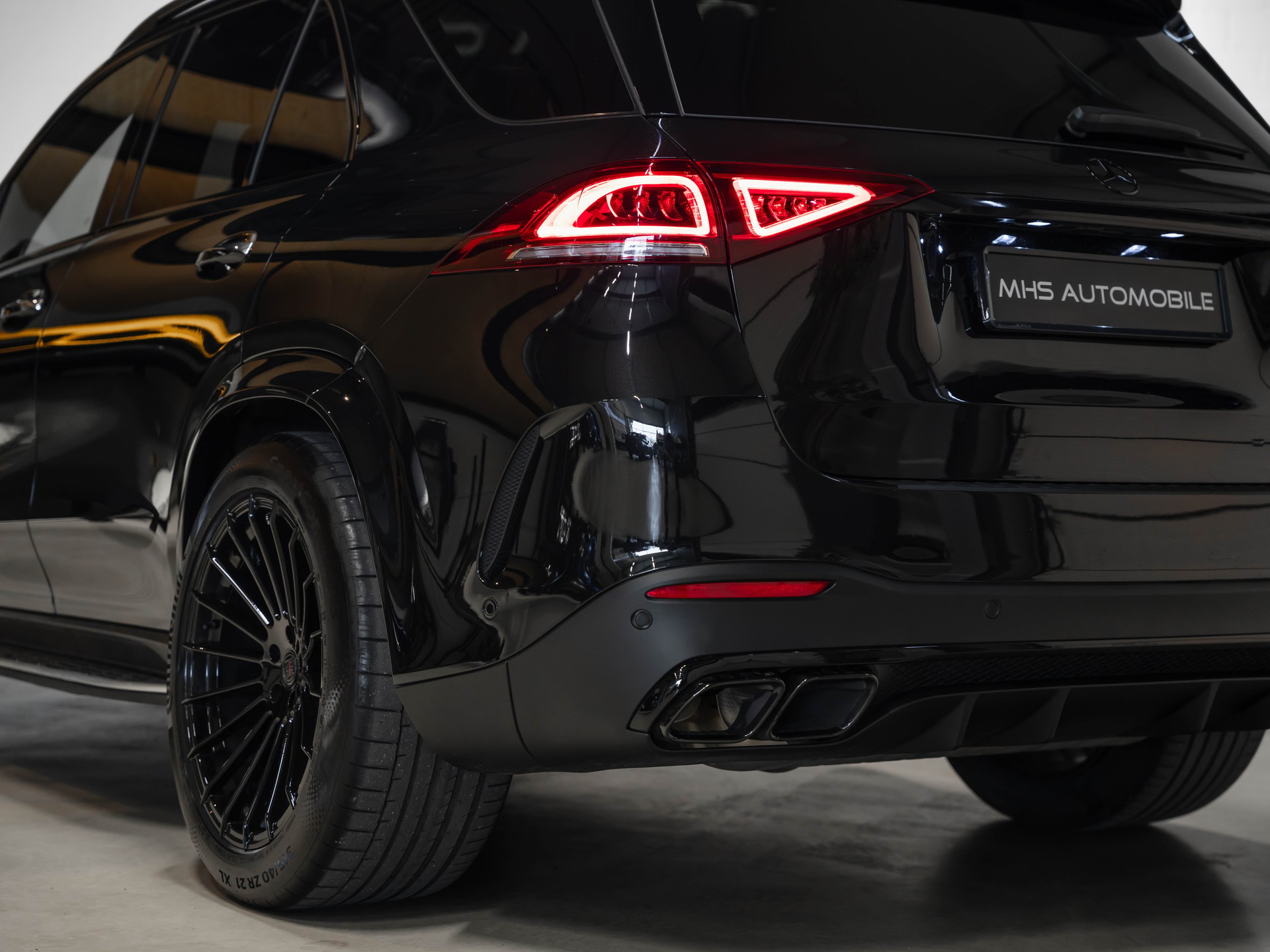 MERCEDES-BENZ GLE 450 4Matic AMG Line 9G-Tronic-image-23