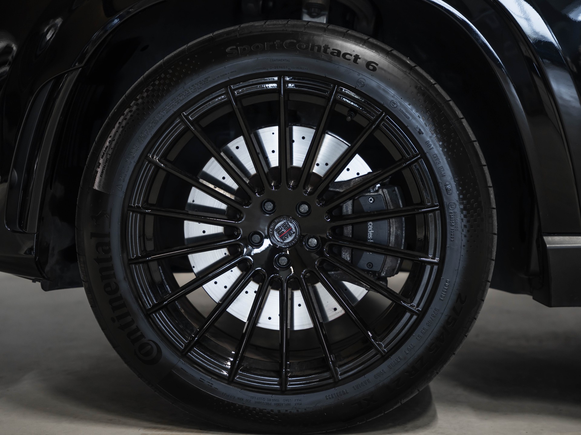 MERCEDES-BENZ GLE 450 4Matic AMG Line 9G-Tronic-image-21