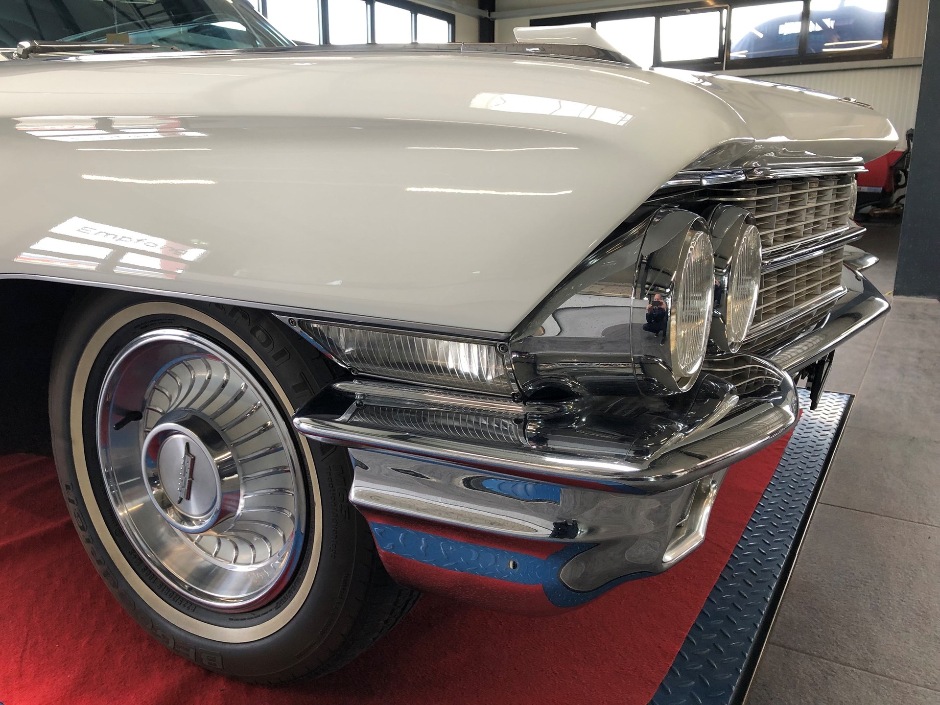 CADILLAC DEVILLE COUPE 6.4-V8-showroom-element-1