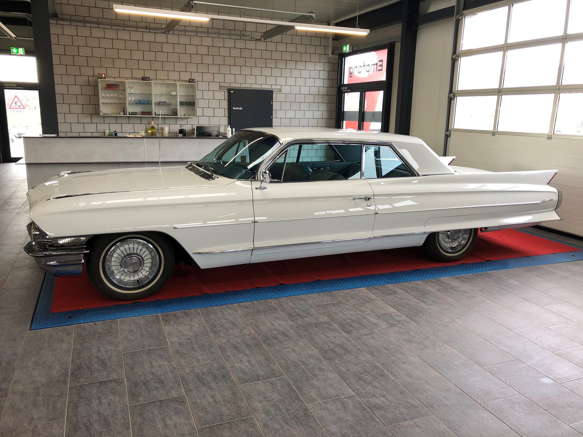 CADILLAC DEVILLE COUPE 6.4-V8-image-5
