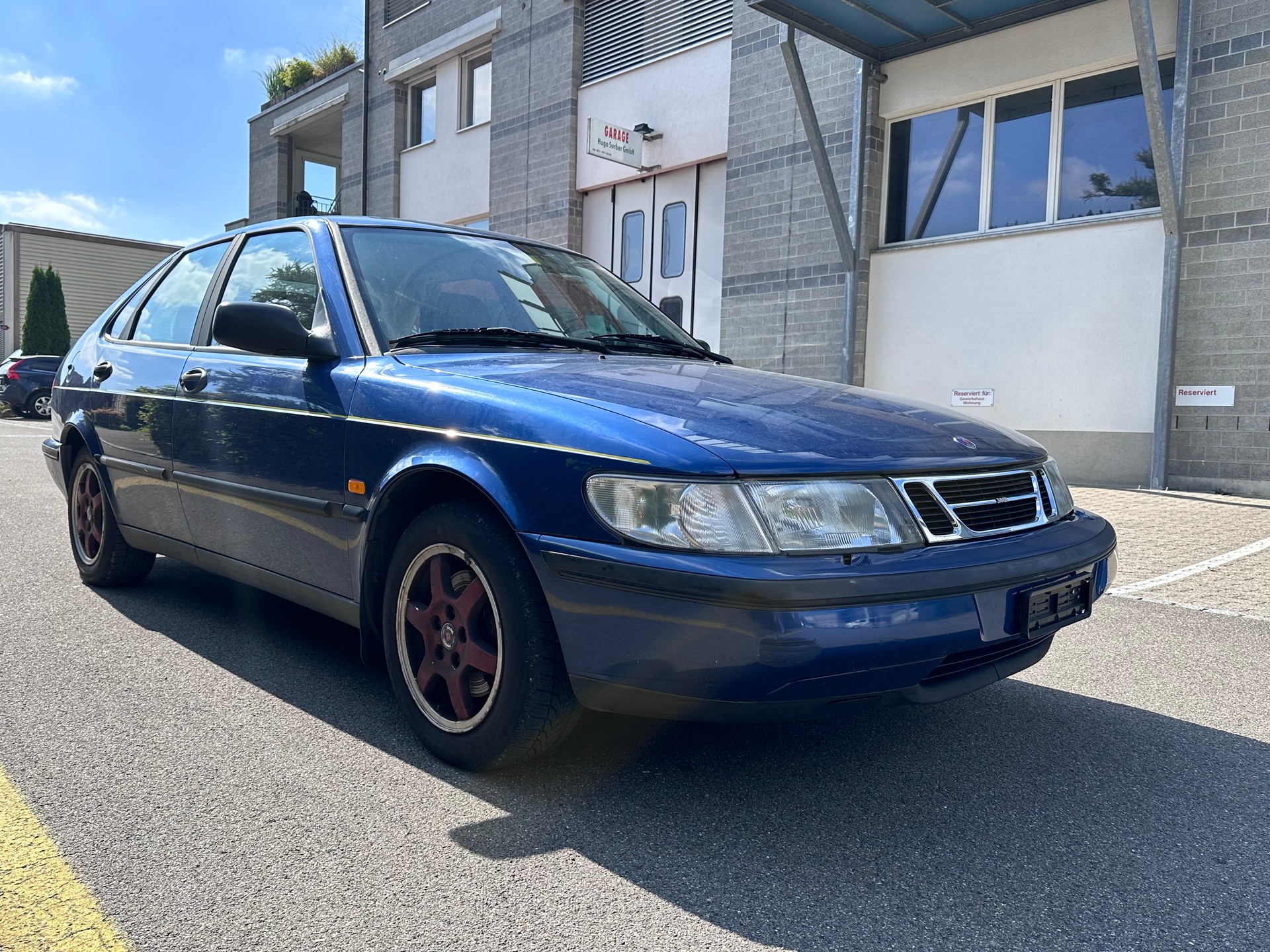SAAB 900 S 2.0i-16-image-1