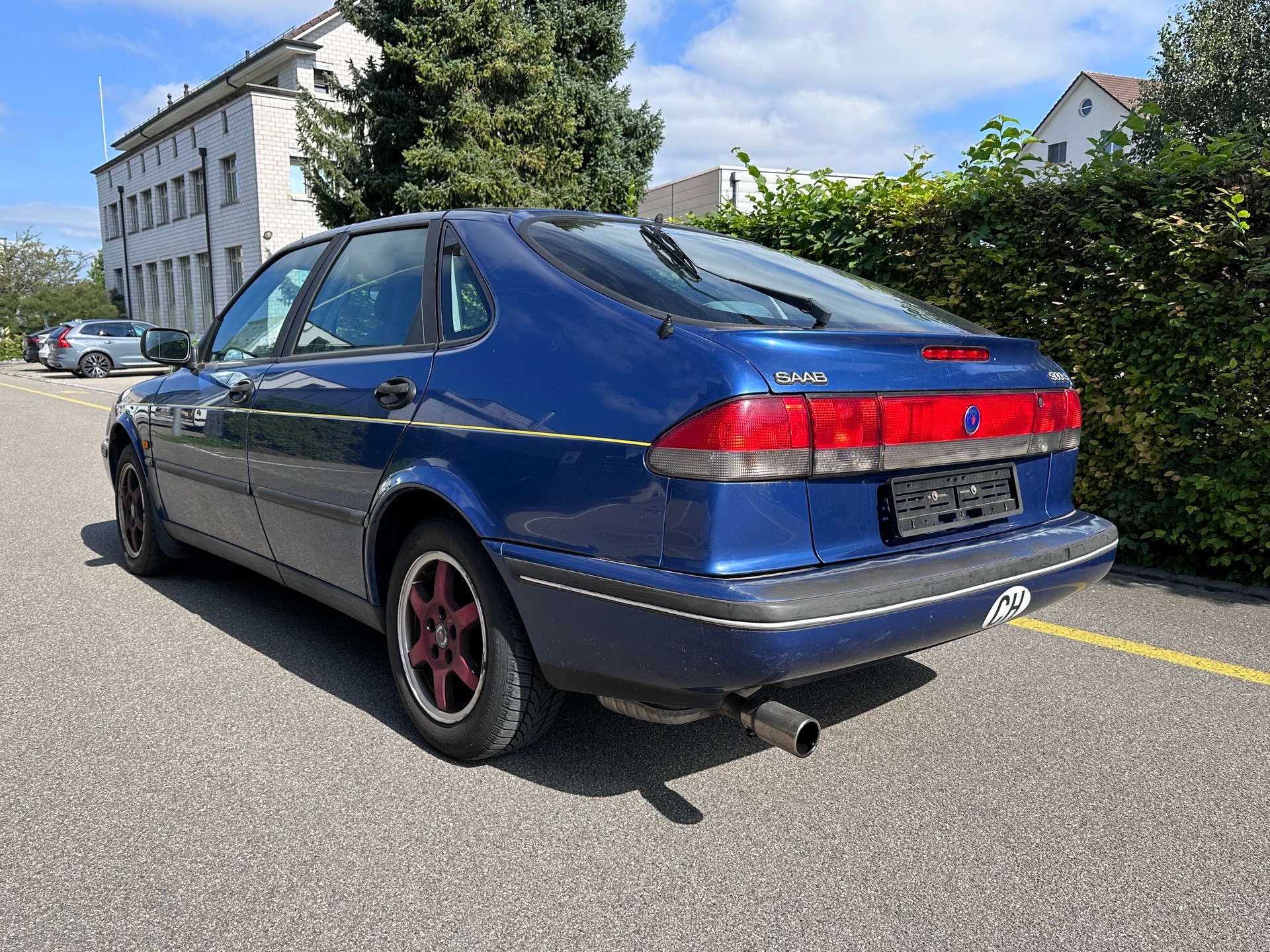 SAAB 900 S 2.0i-16-image-2