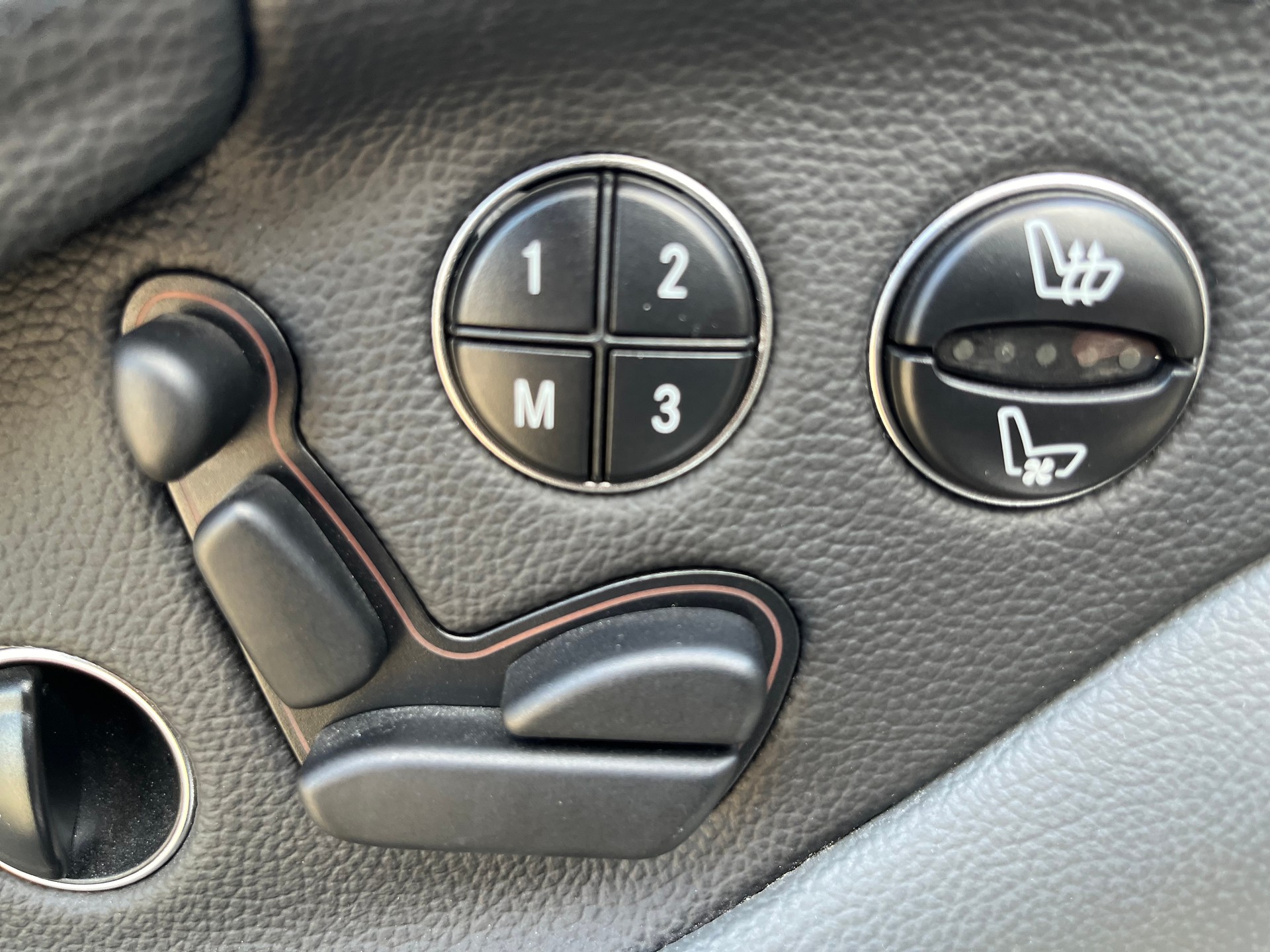 MERCEDES-BENZ SL 500 7G-Tronic-image-9