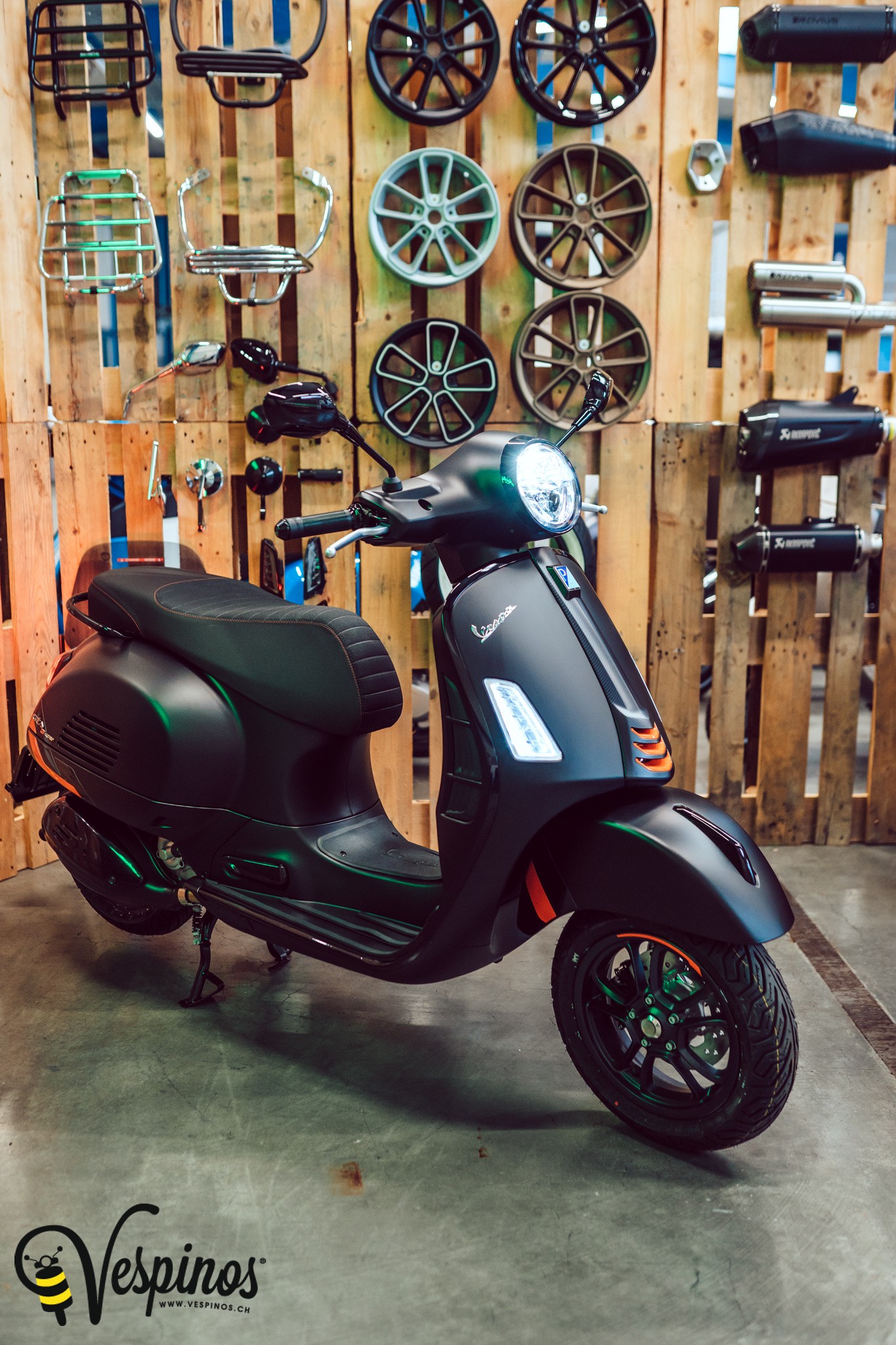 PIAGGIO Vespa GTS 125 Super Sport RST Euro 5+-image-13