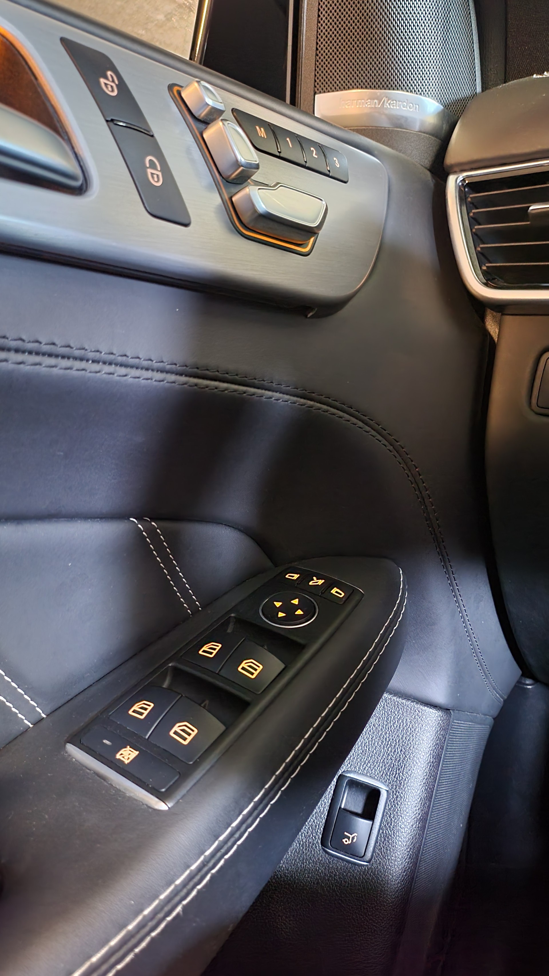 MERCEDES-BENZ GLE Coupé 63 S AMG 4Matic Speedshift-image-19